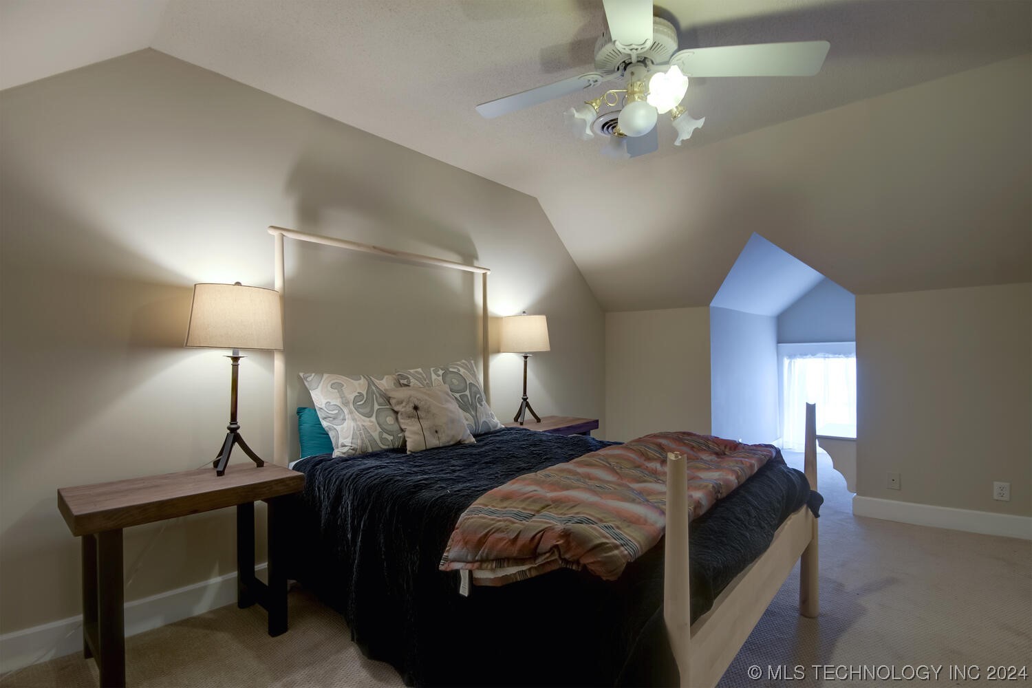 1245 S Newport Avenue