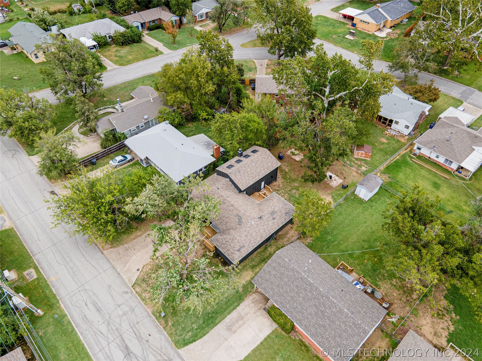 2413 S Pittsburg Avenue