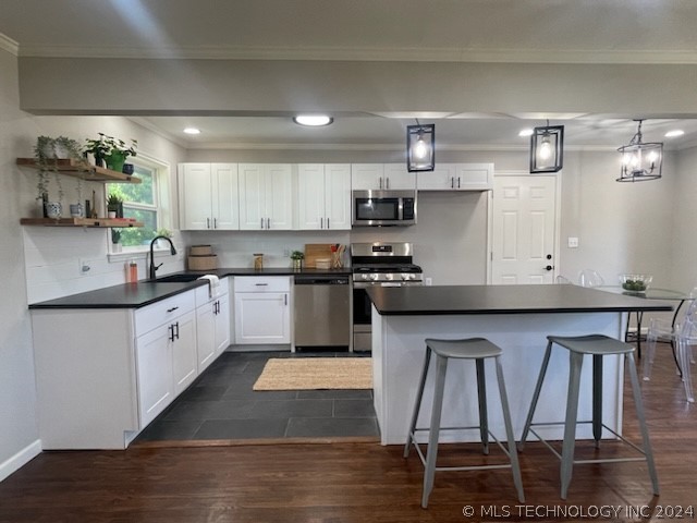 2413 S Pittsburg Avenue