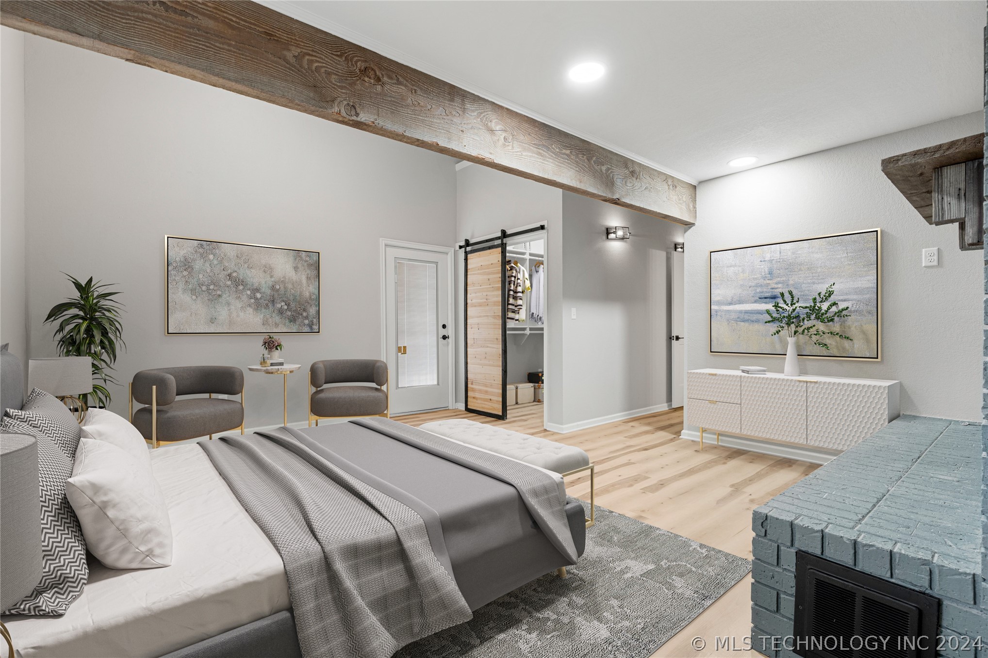 2413 S Pittsburg Avenue