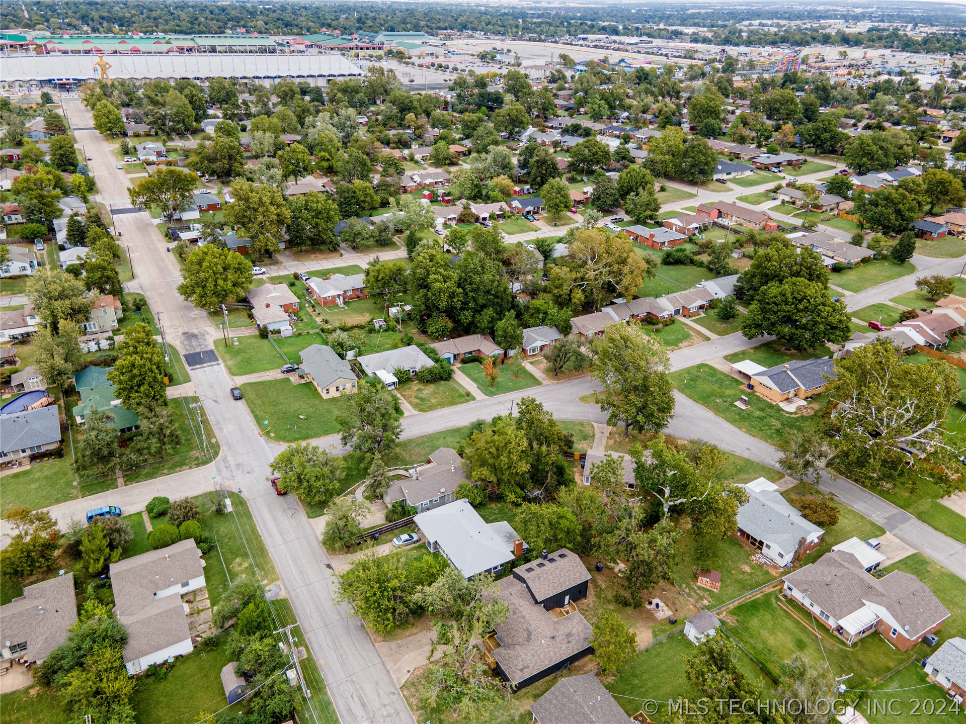 2413 S Pittsburg Avenue