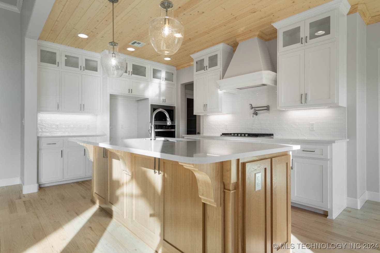 17513 S 56th East Avenue