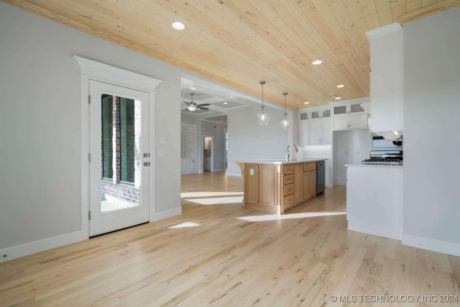 17513 S 56th East Avenue