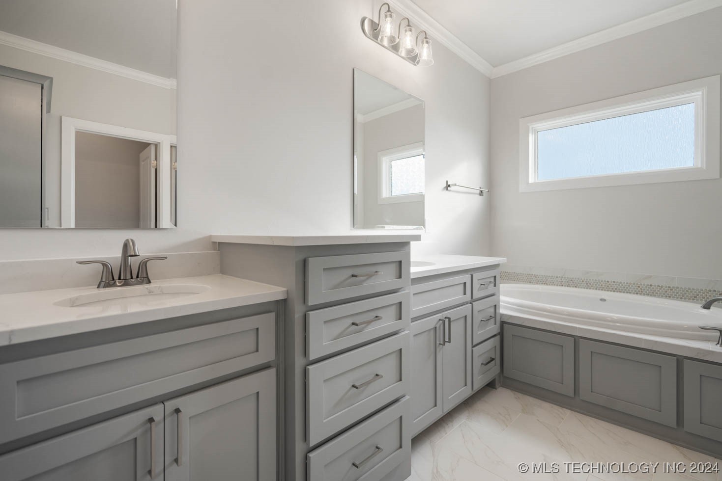 17513 S 56th East Avenue