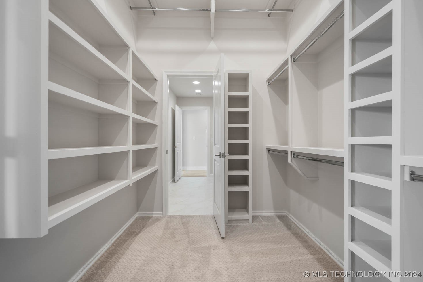 17513 S 56th East Avenue