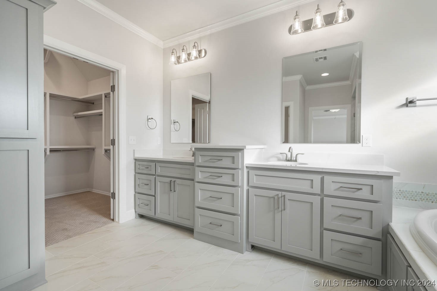 17513 S 56th East Avenue