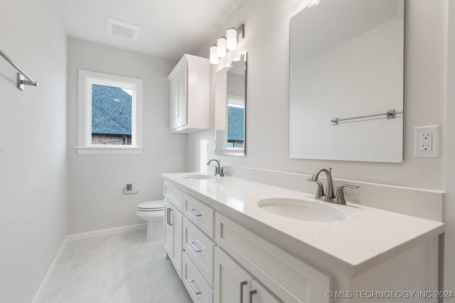 17513 S 56th East Avenue