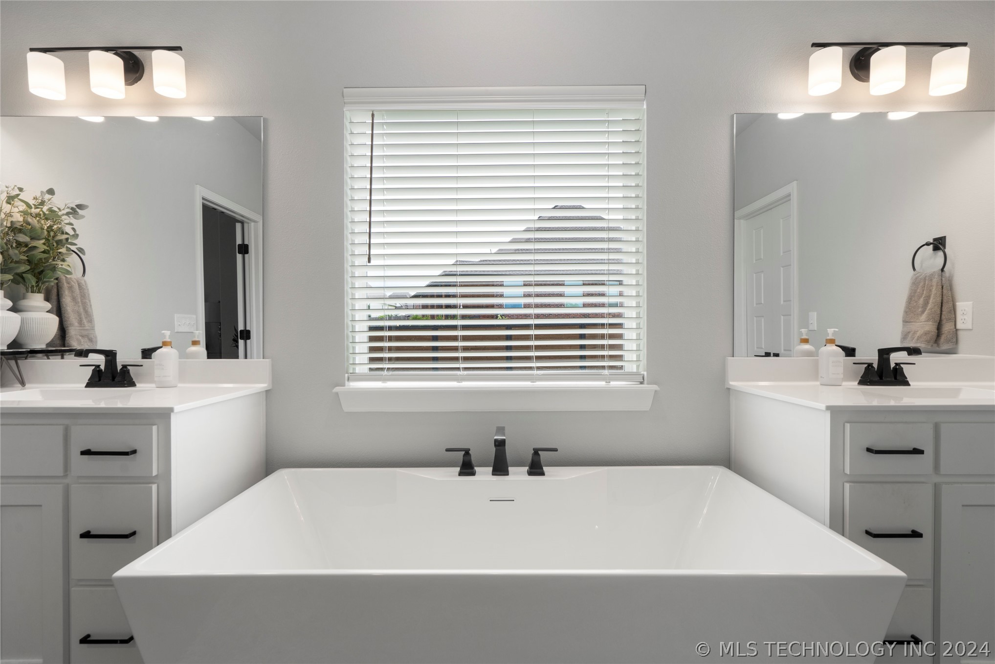 3101 W 118th Street S