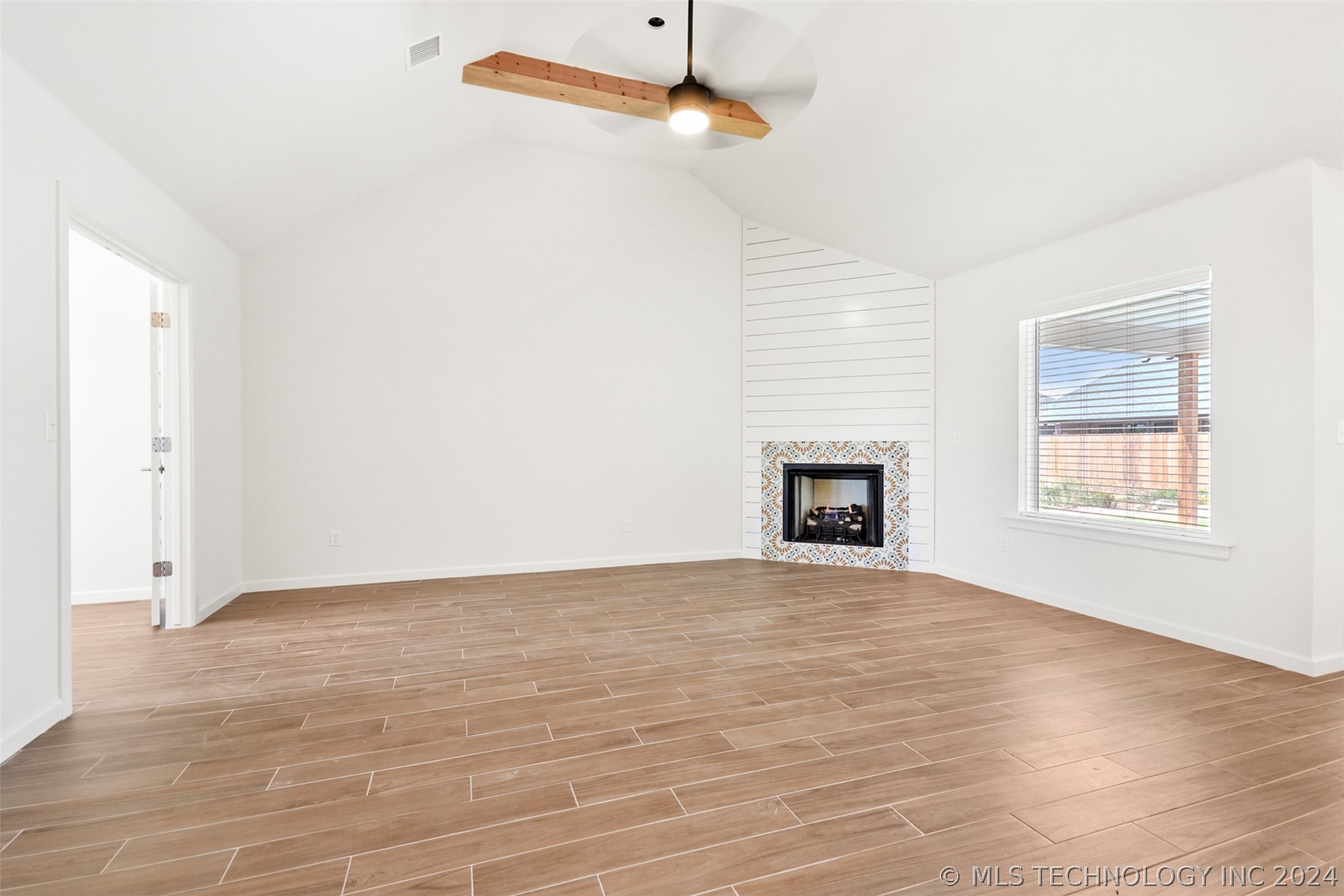 23075 E 107th Street S