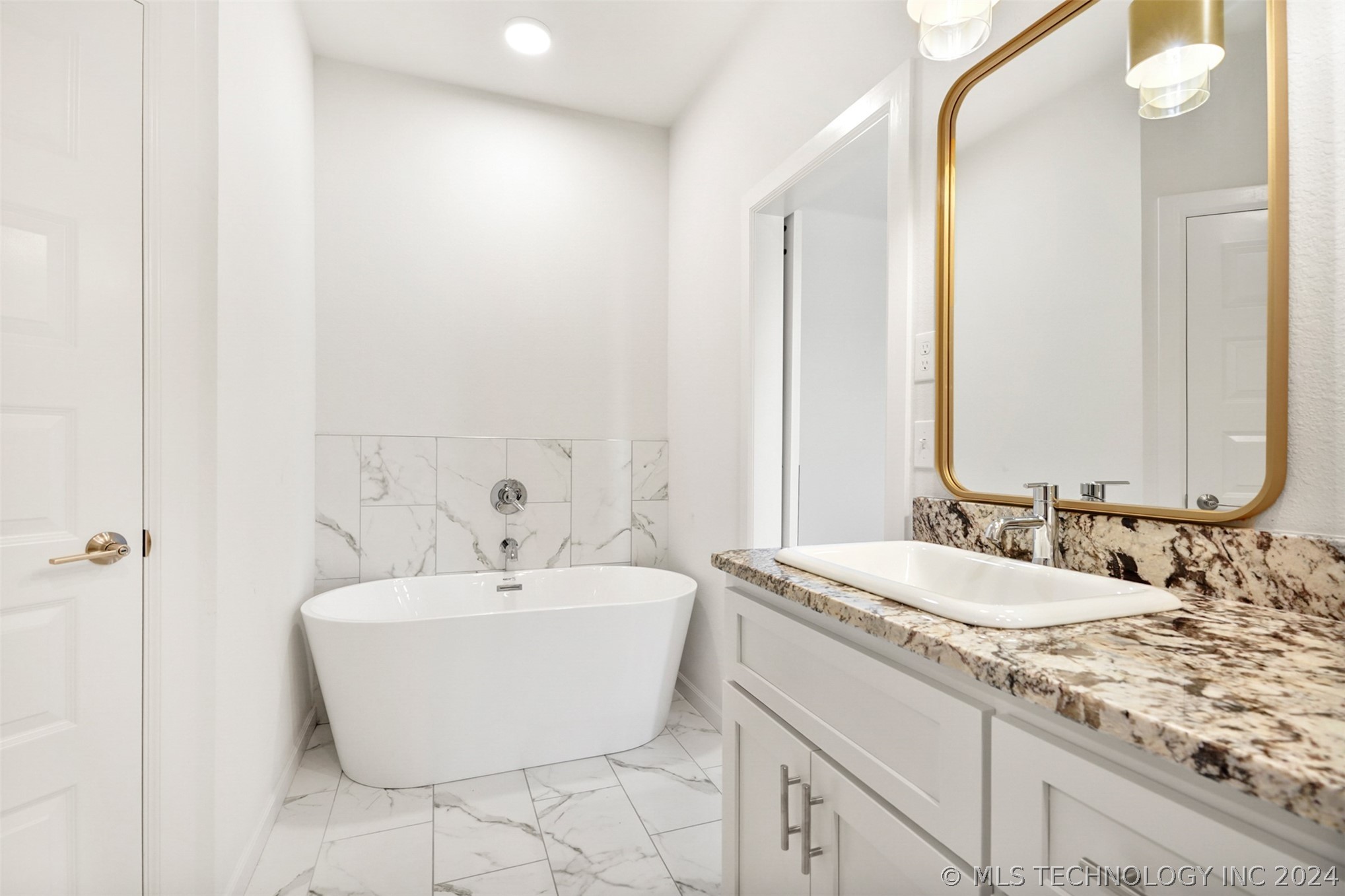 23075 E 107th Street S