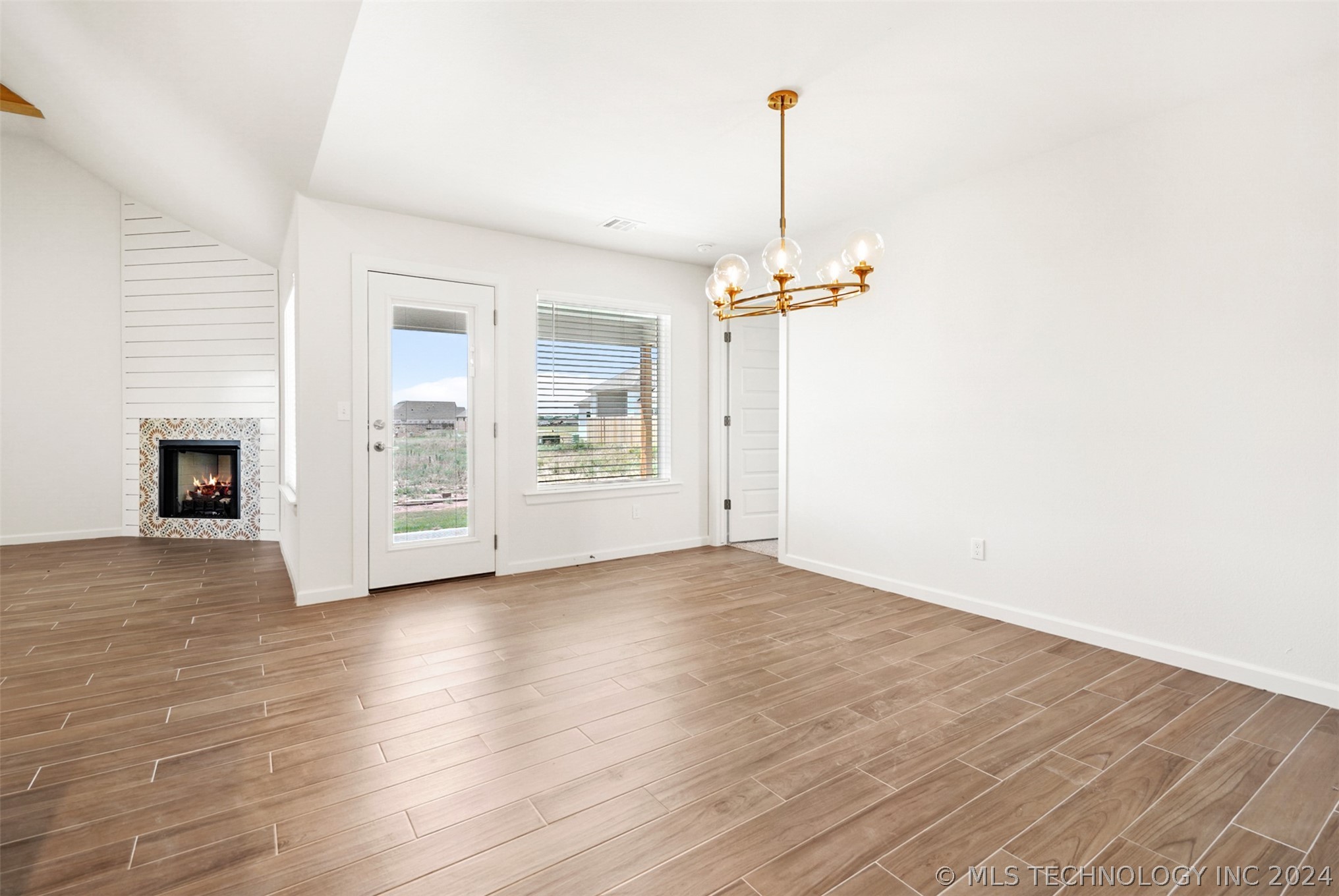 23075 E 107th Street S