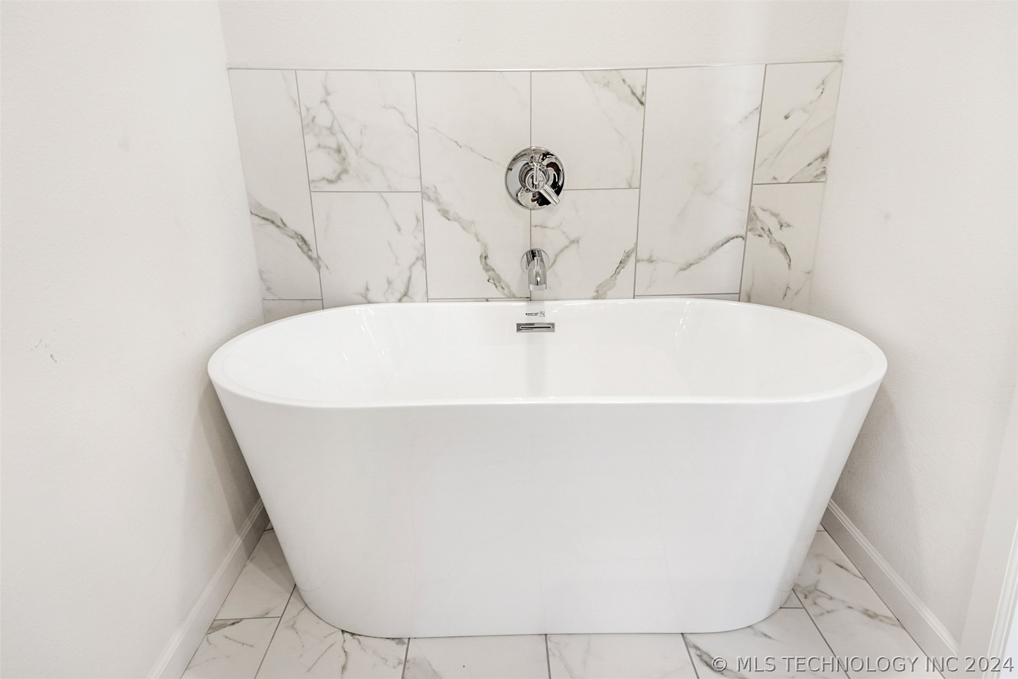 23075 E 107th Street S