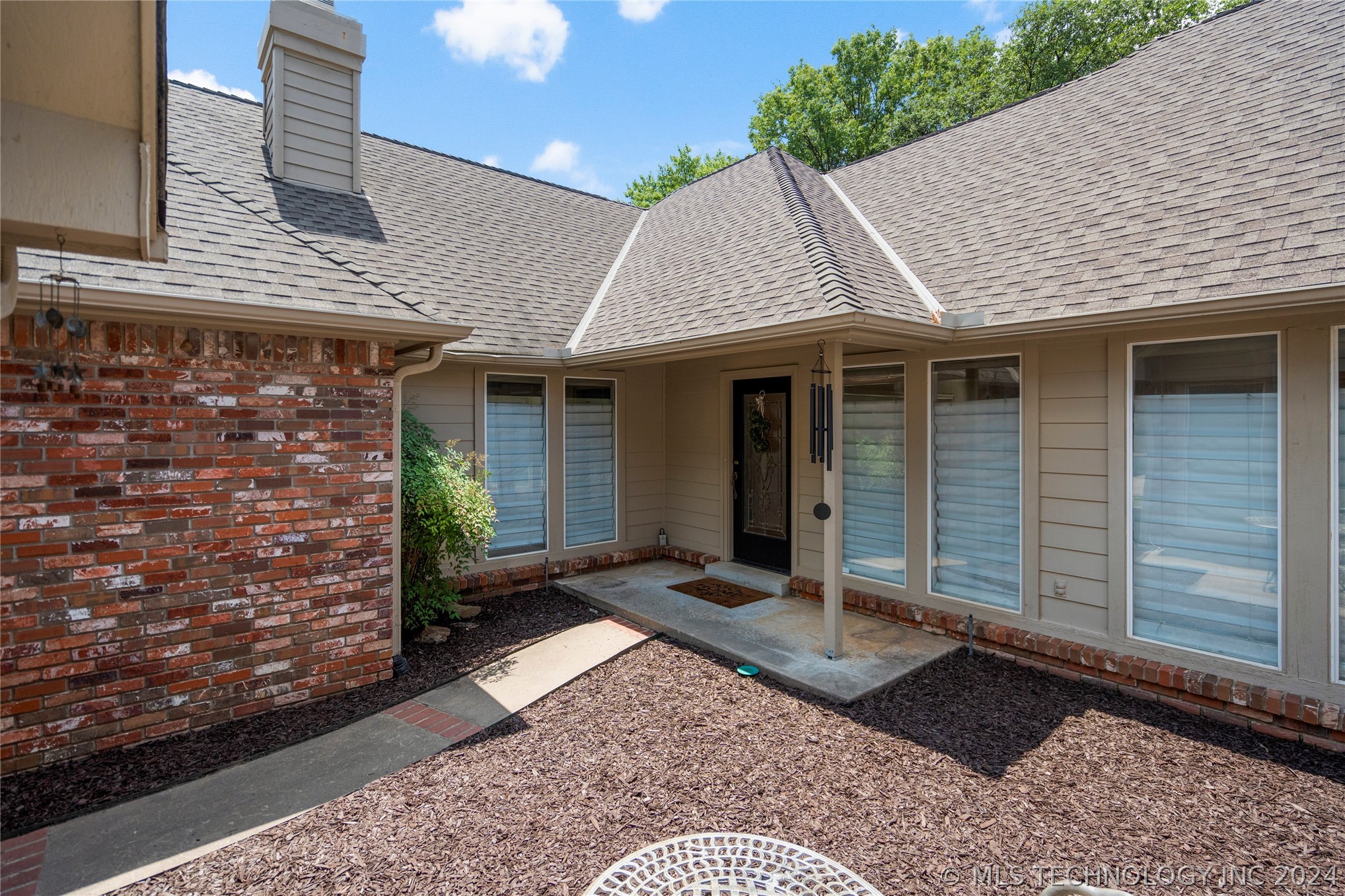 10218 S Granite Avenue