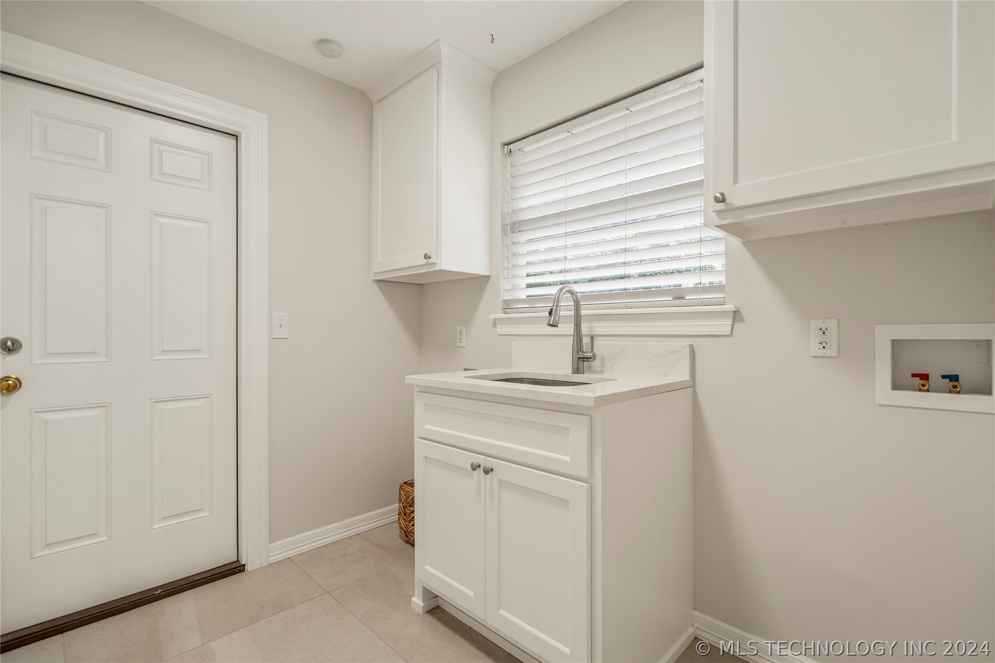 10218 S Granite Avenue