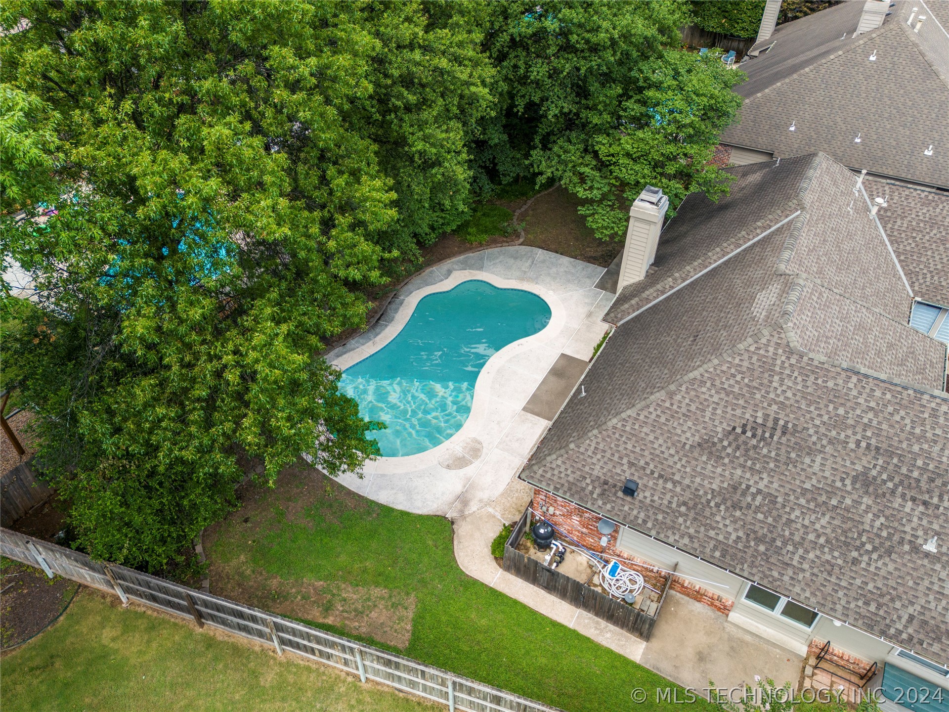 10218 S Granite Avenue