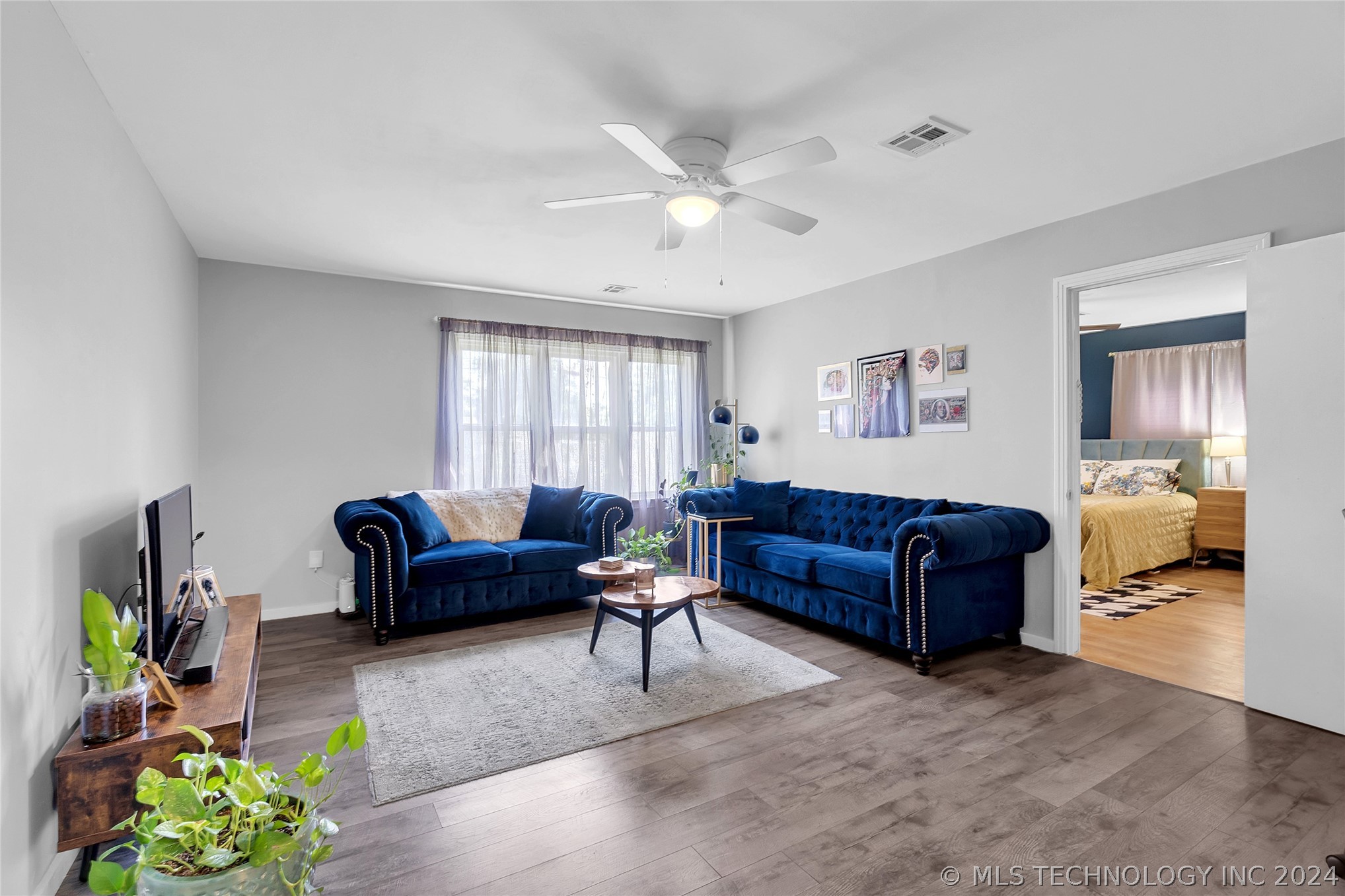 7112 E 4th Place