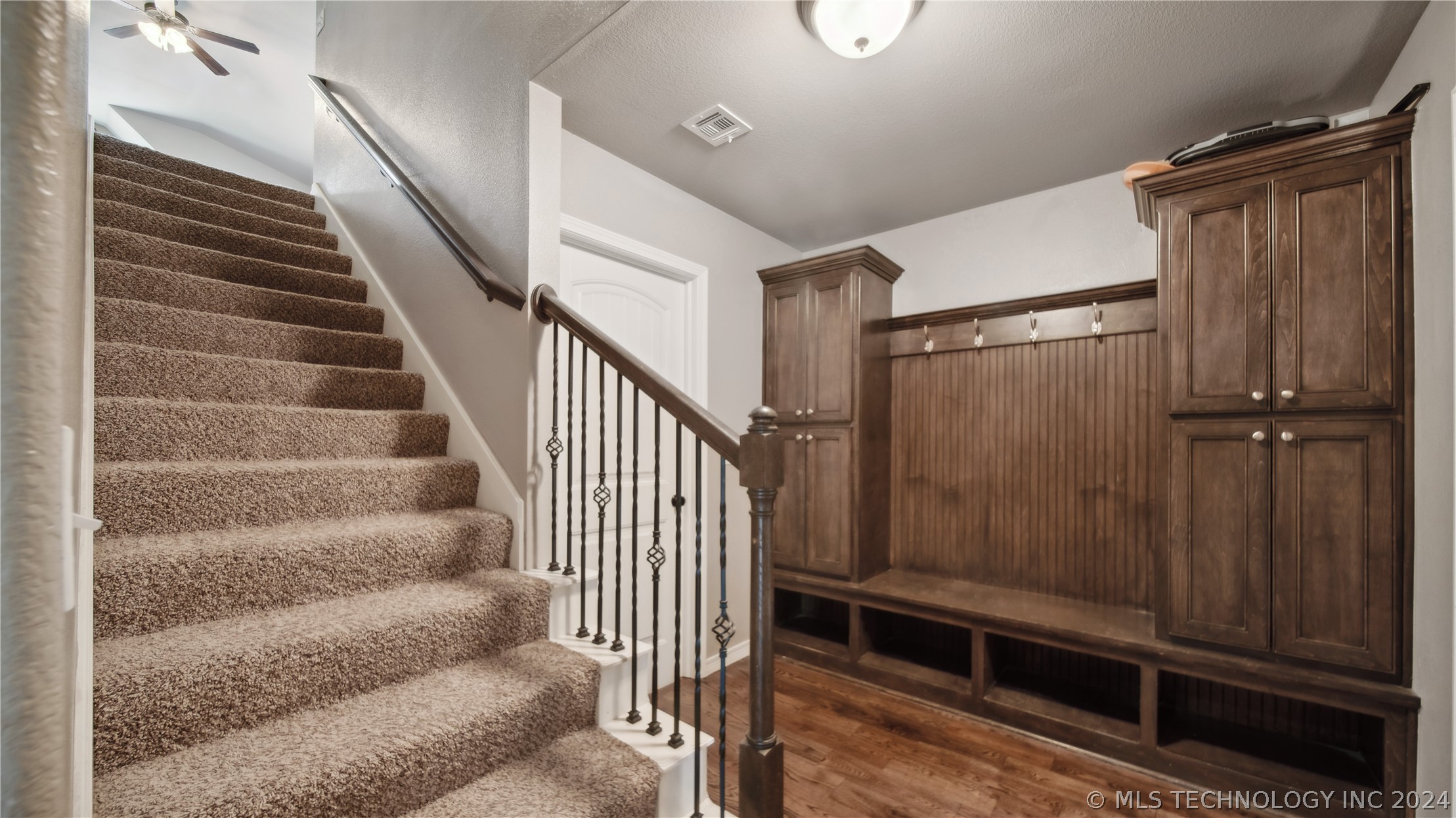 18223 E 49th Place S