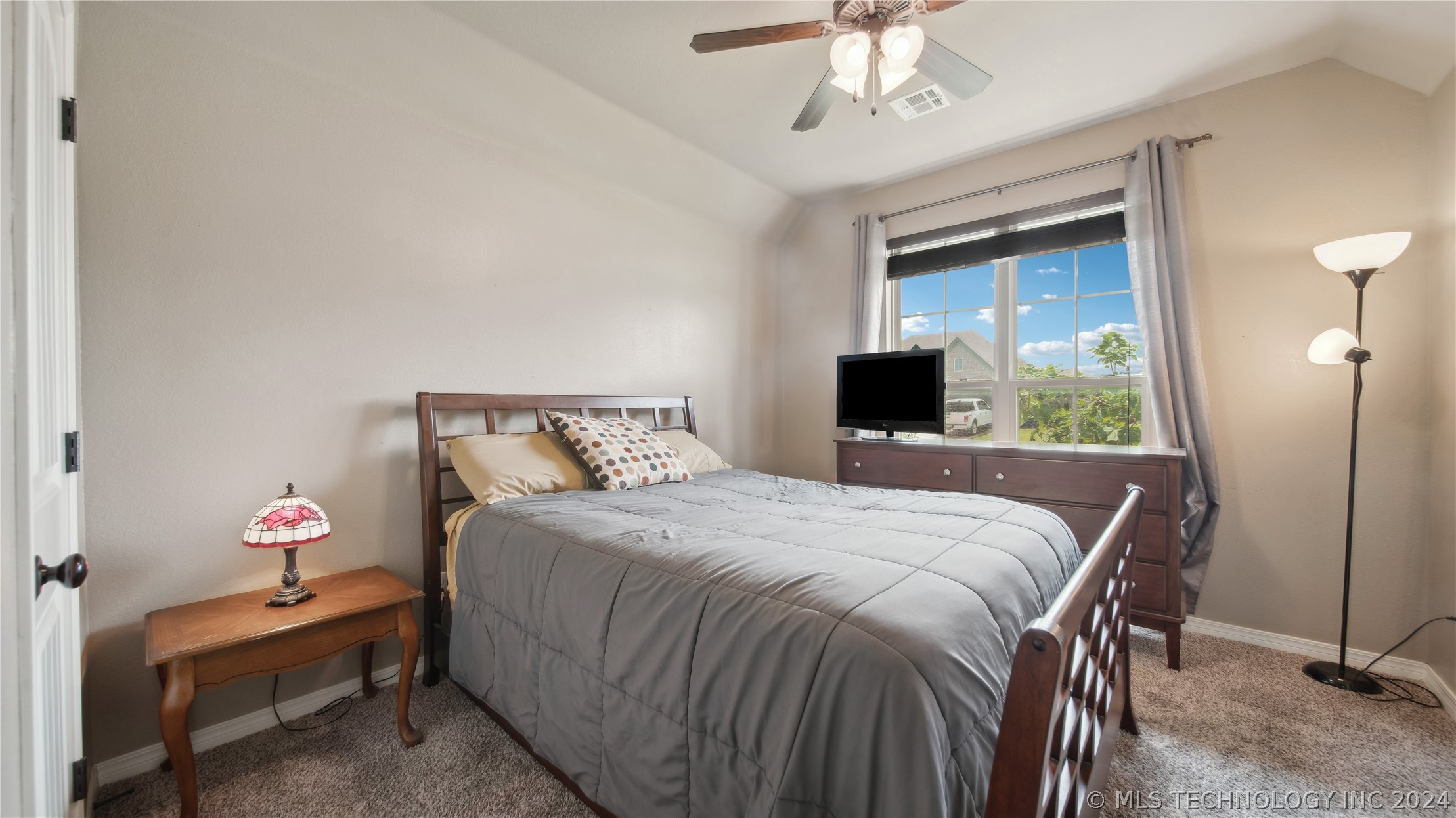 18223 E 49th Place S