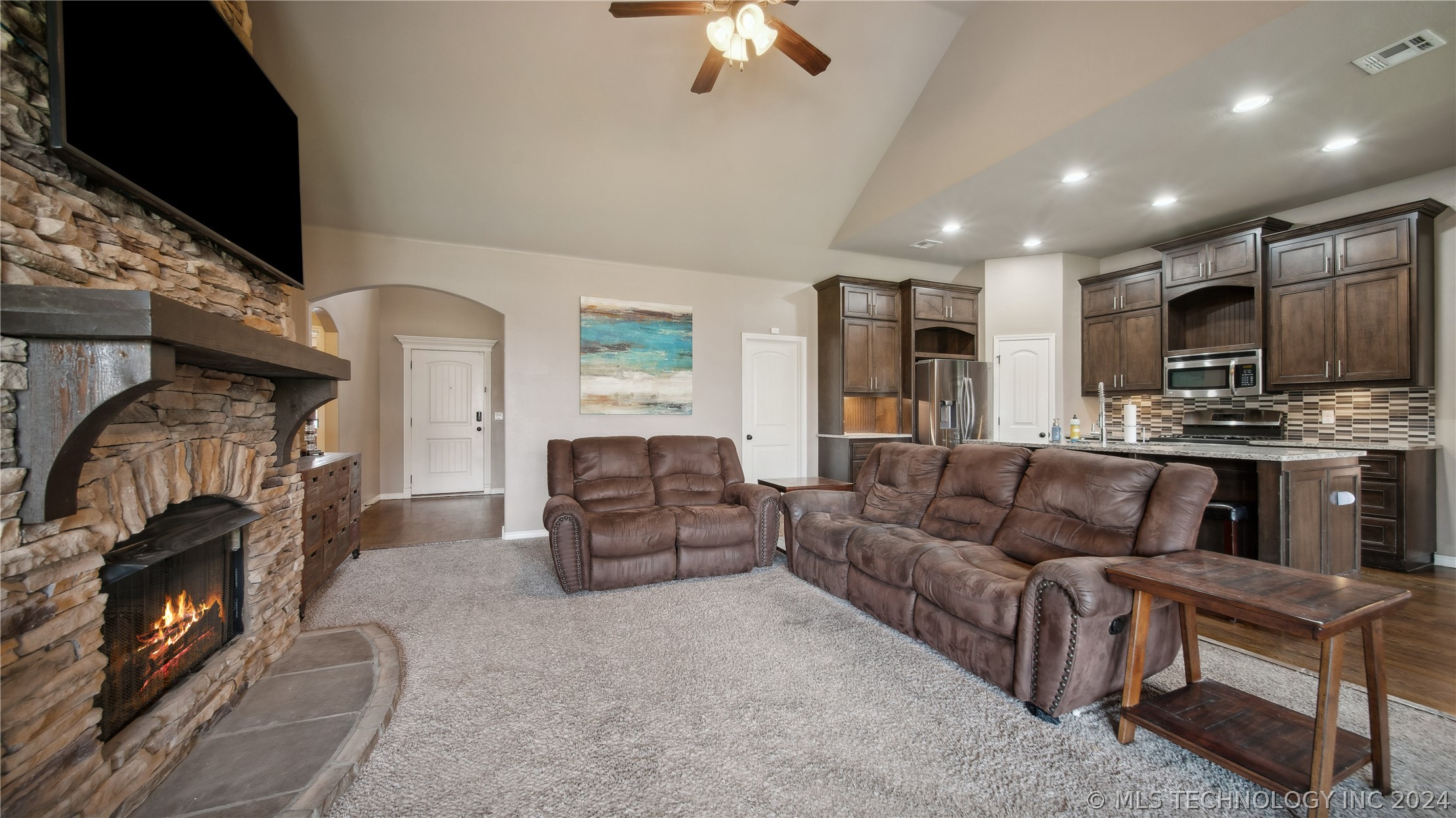 18223 E 49th Place S