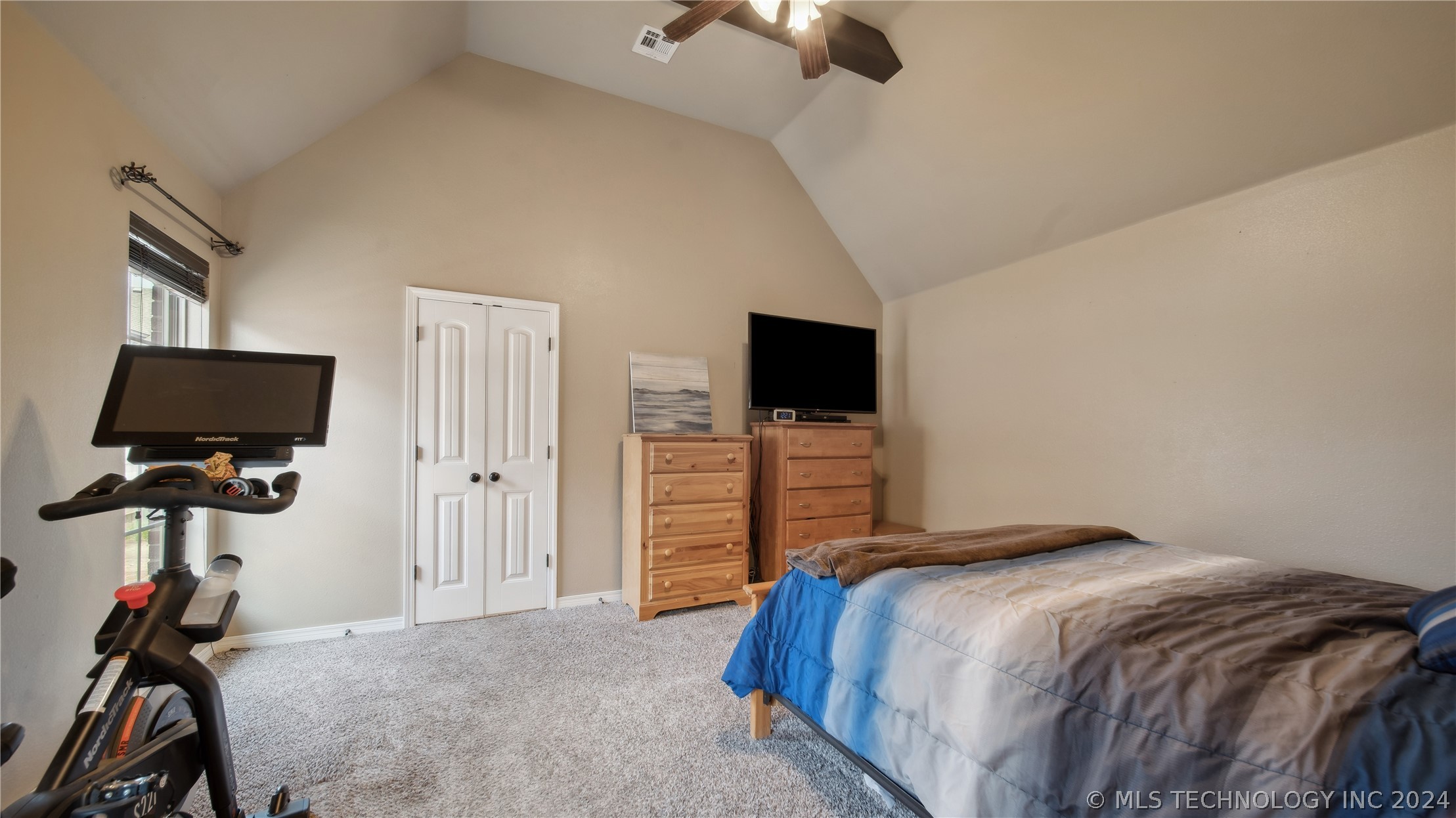 18223 E 49th Place S