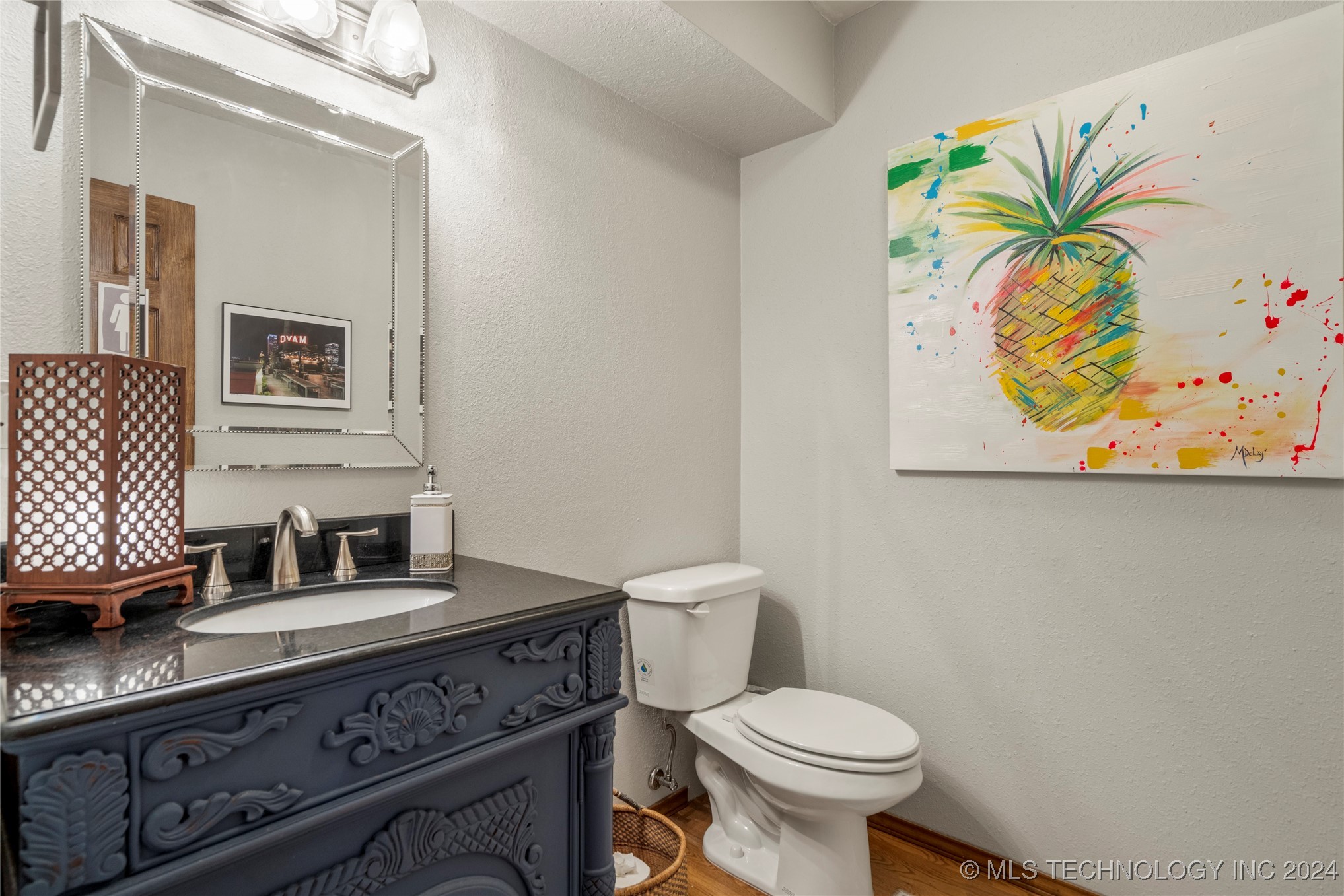 9945 S 72nd Avenue E