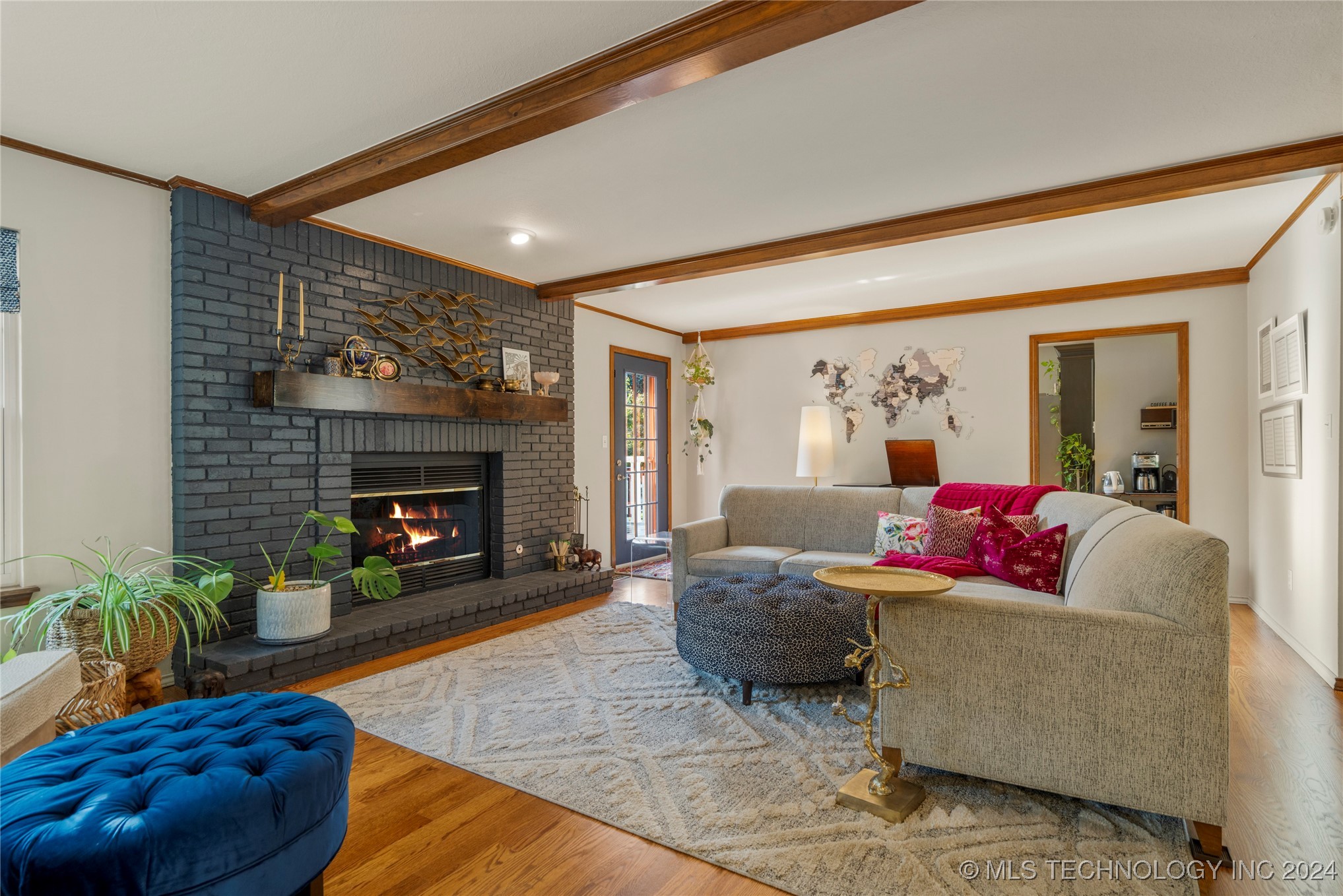 9945 S 72nd Avenue E