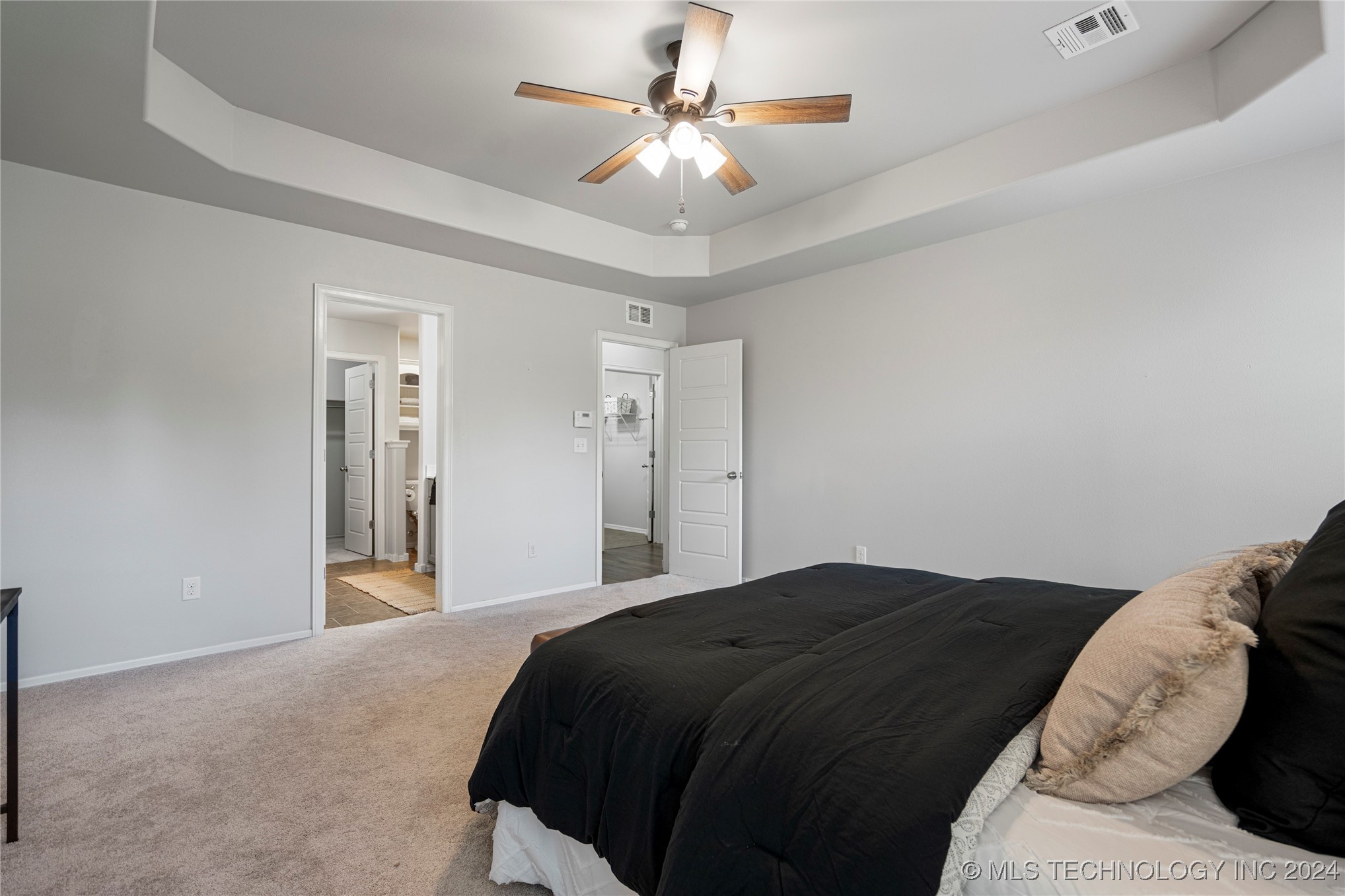 8543 E 160th Street S