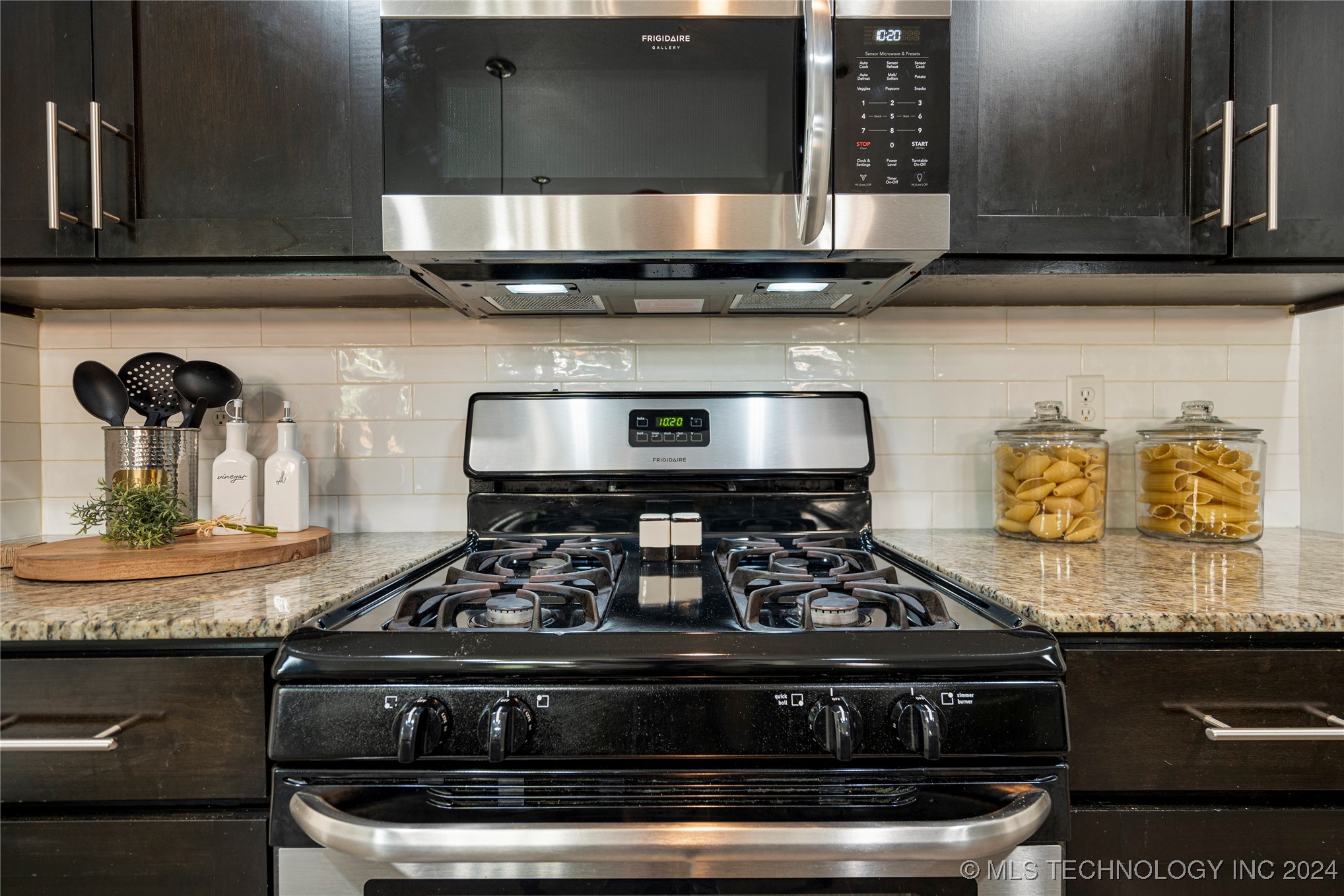 8543 E 160th Street S