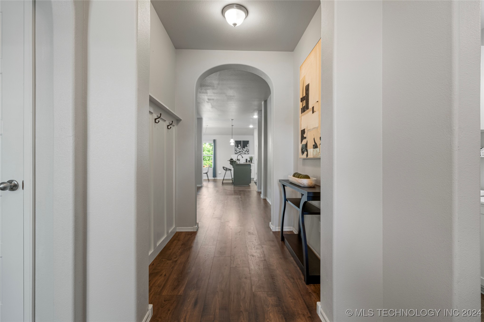 8543 E 160th Street S