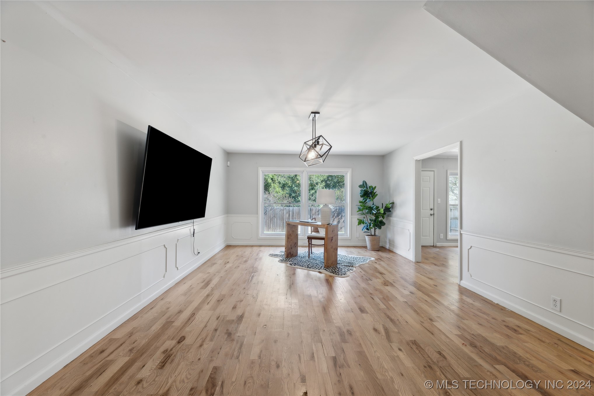 5605 S 30th West Avenue