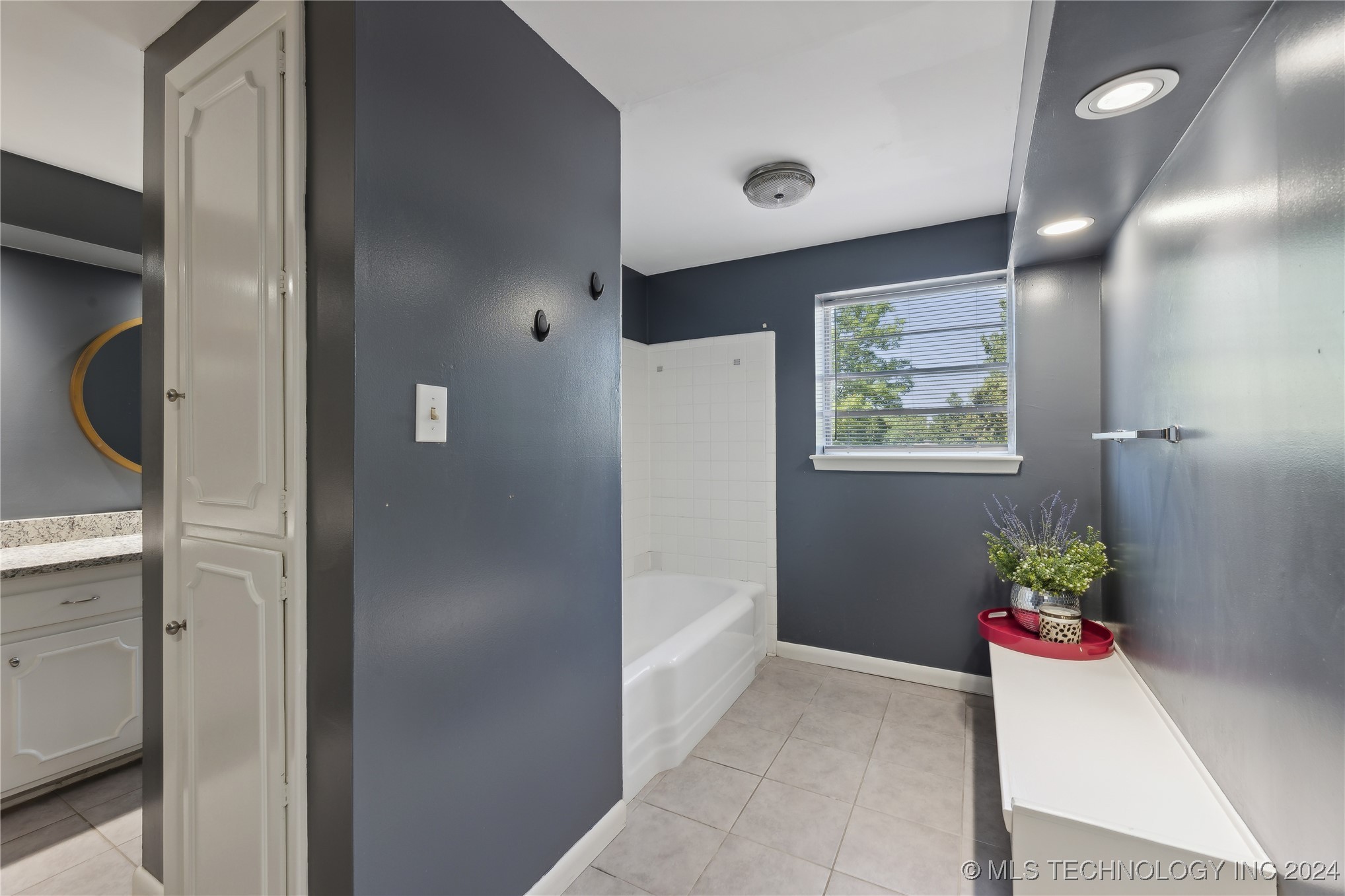 5605 S 30th West Avenue