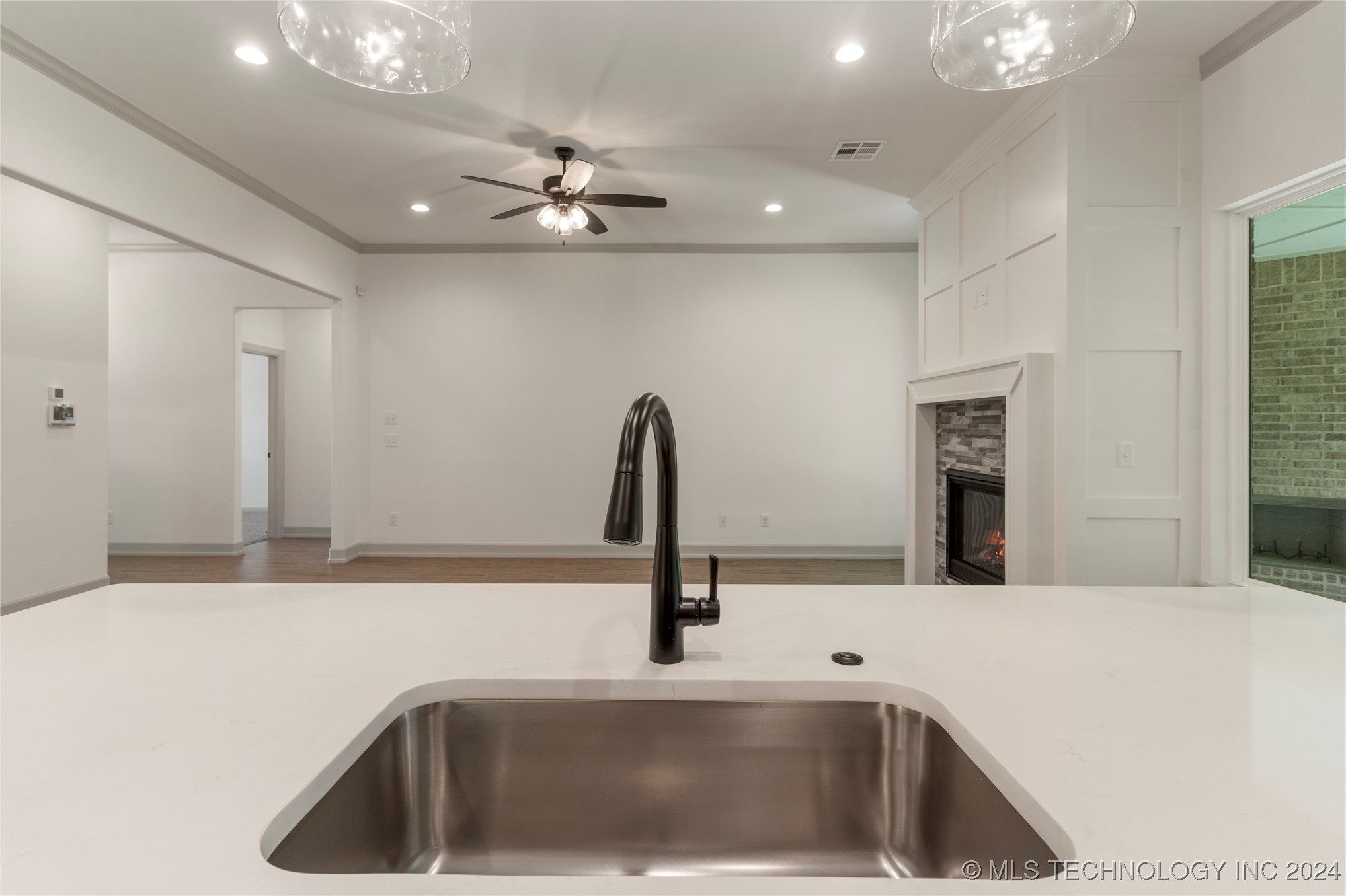 12914 S 20th Place E