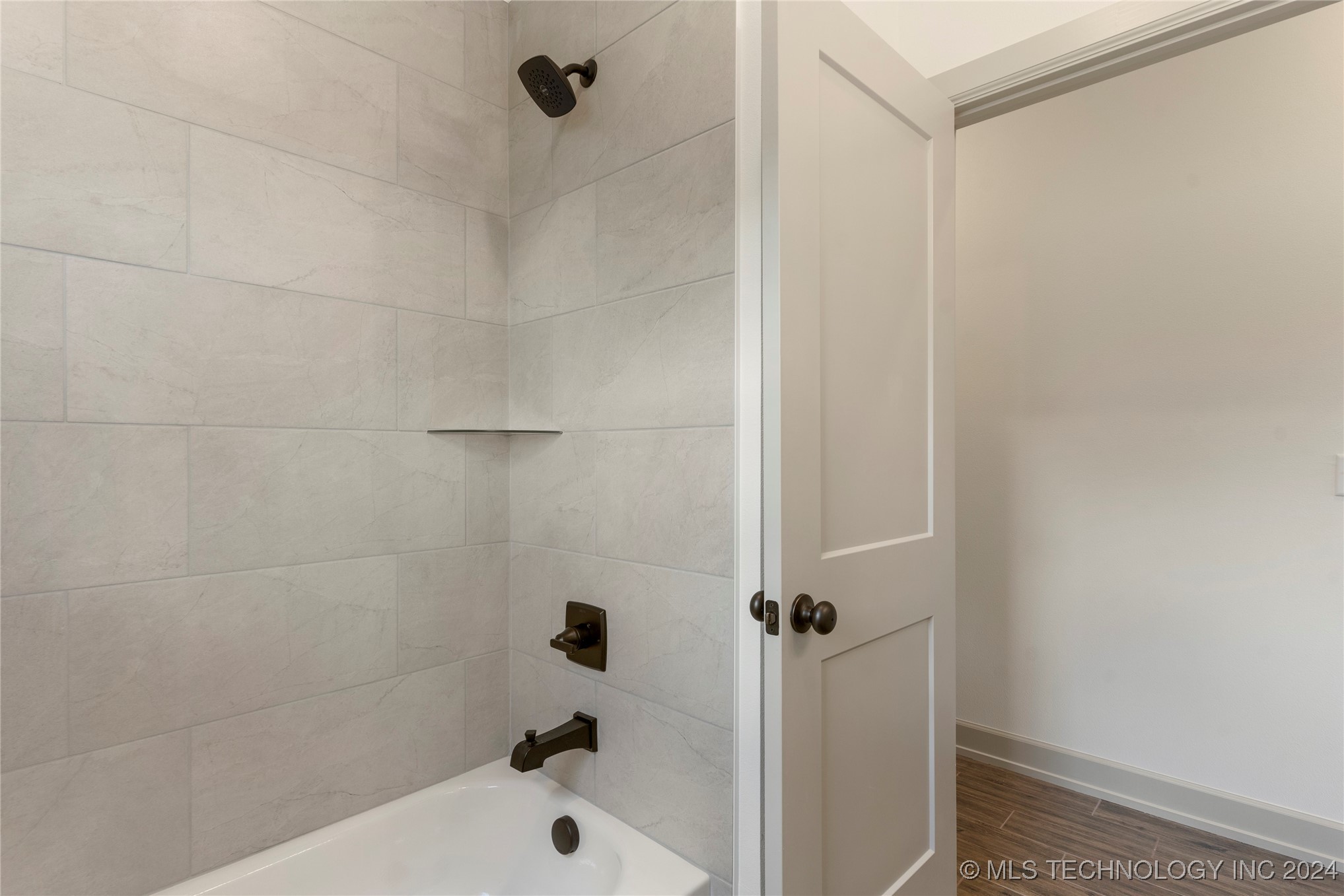 12914 S 20th Place E