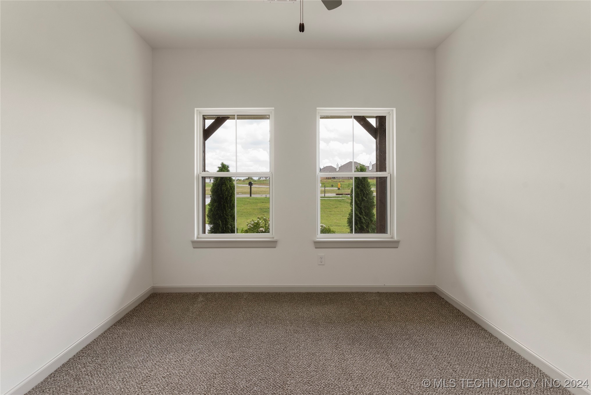 12914 S 20th Place E