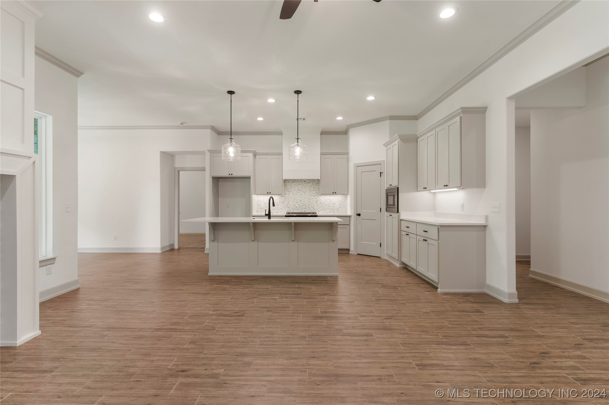 12914 S 20th Place E