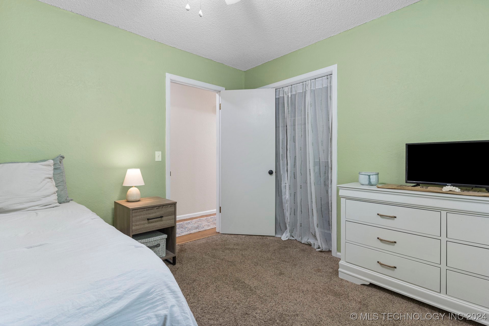 6401 S 221st East Avenue