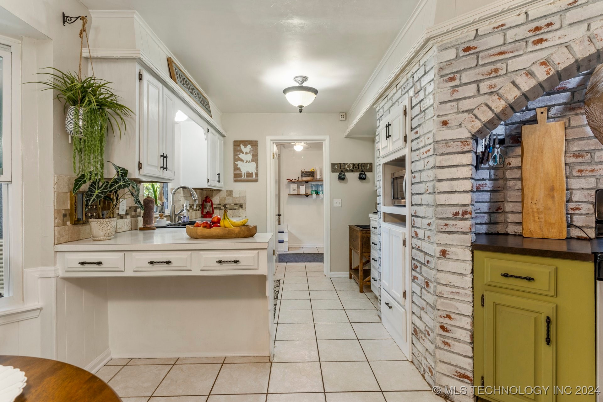 6401 S 221st East Avenue