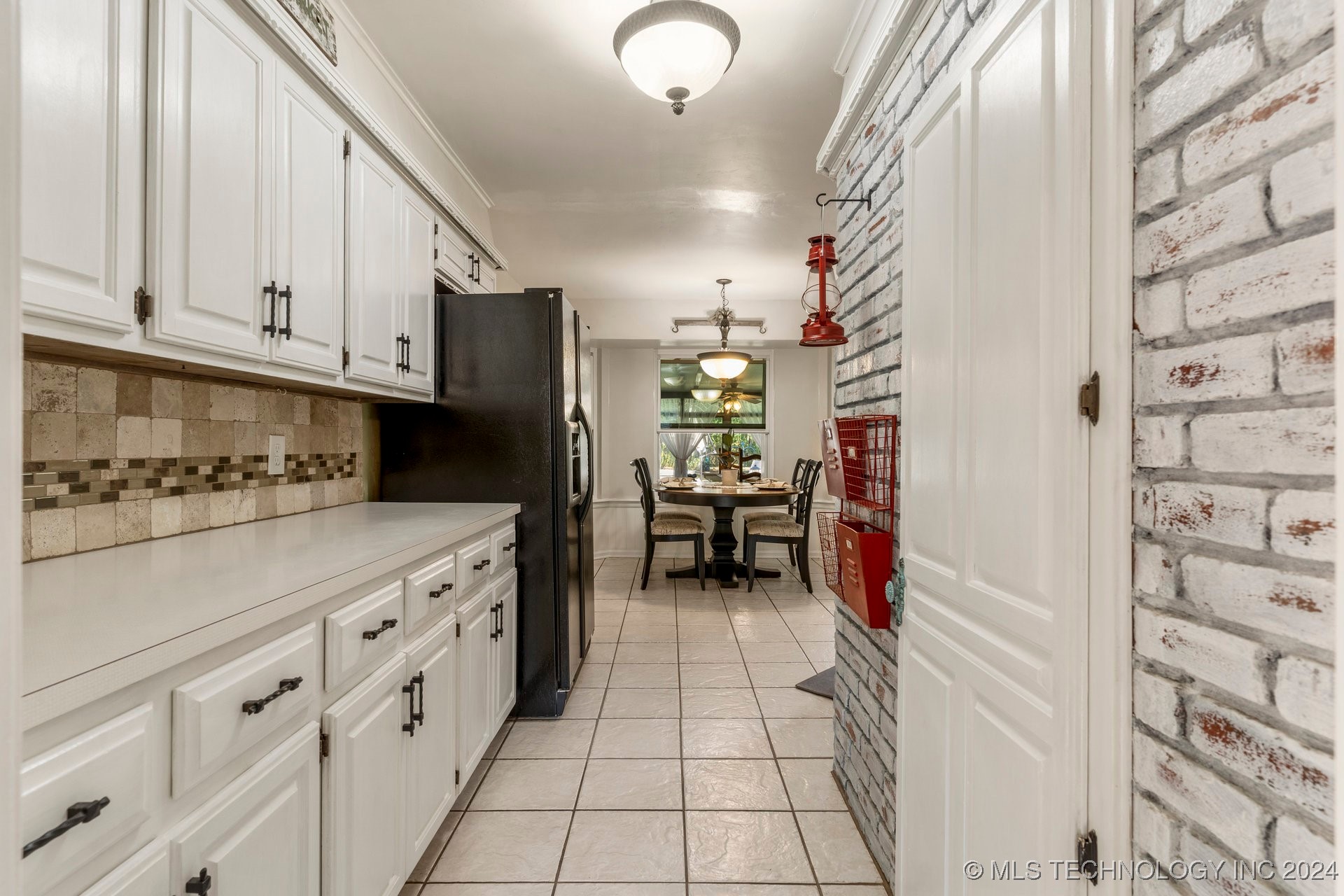 6401 S 221st East Avenue