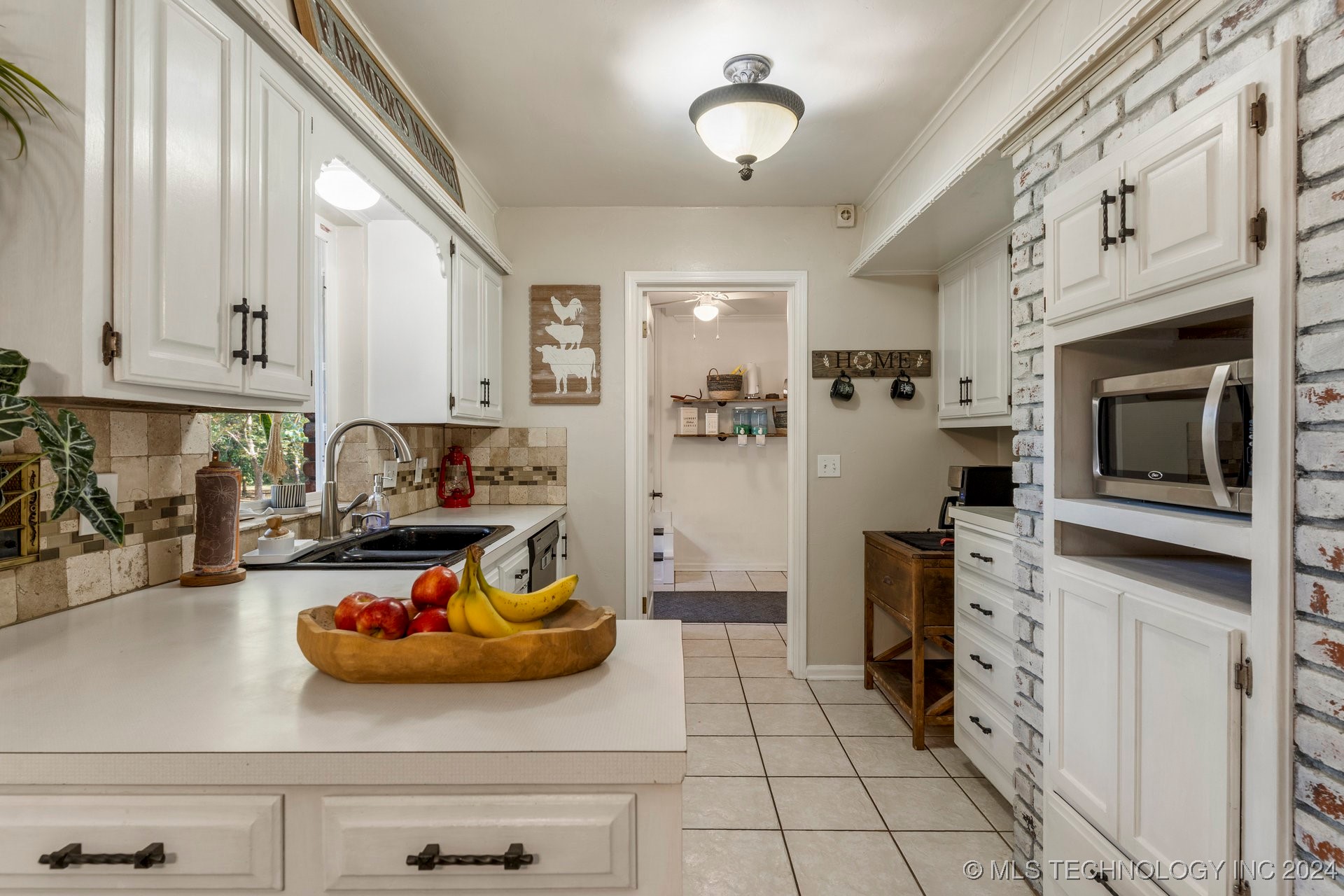 6401 S 221st East Avenue