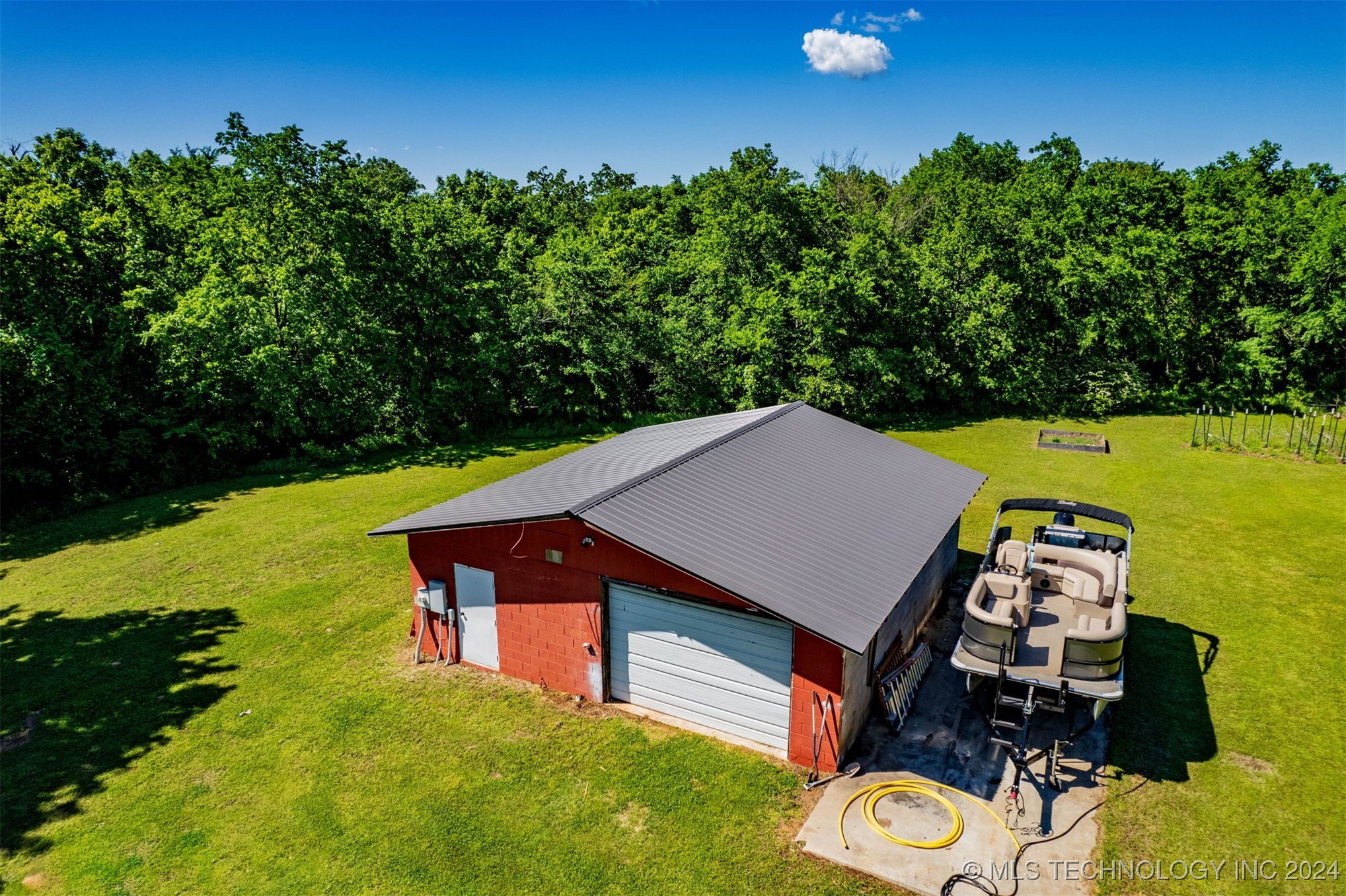 26427 E 161st Street S