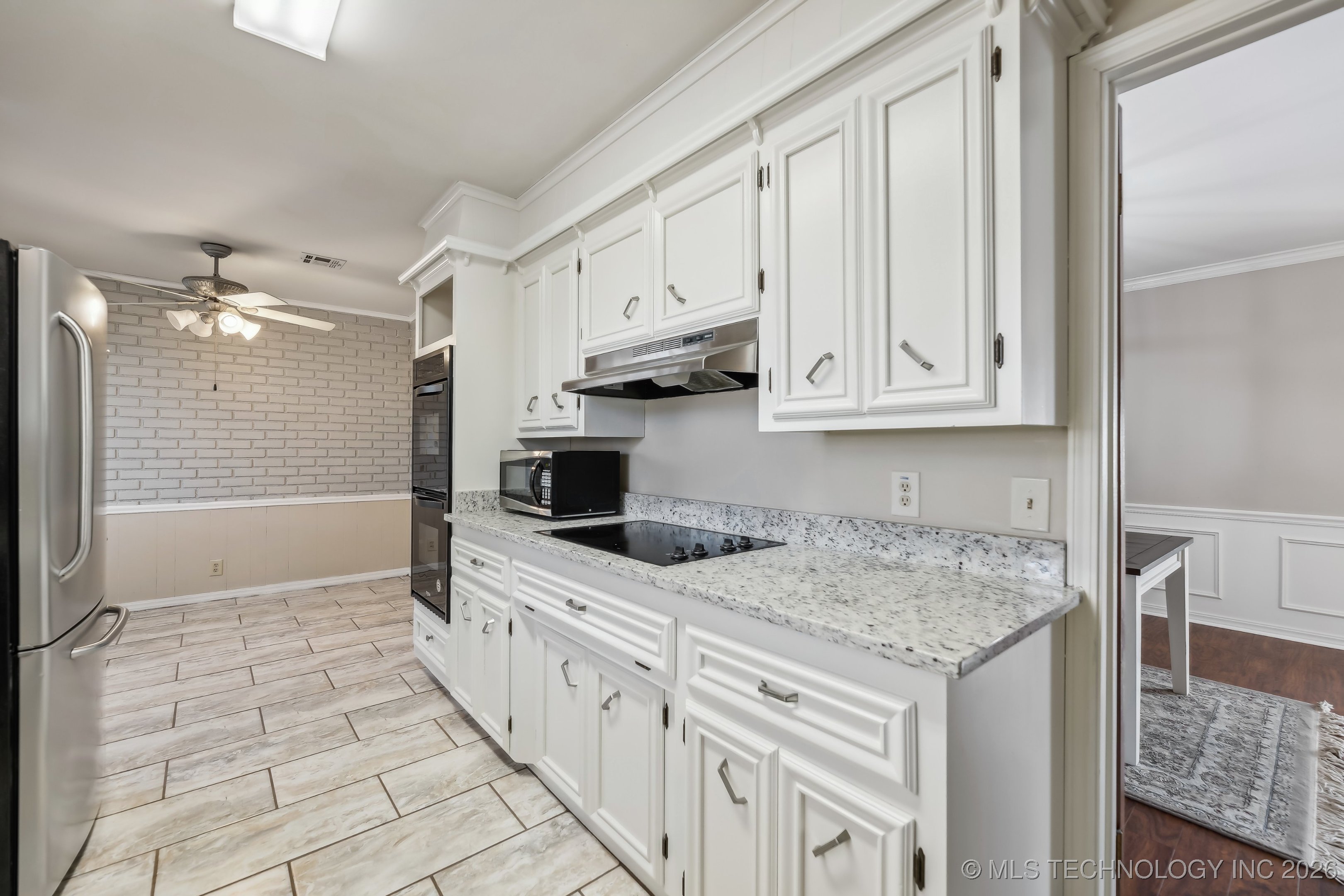 4712 S 66th East Avenue