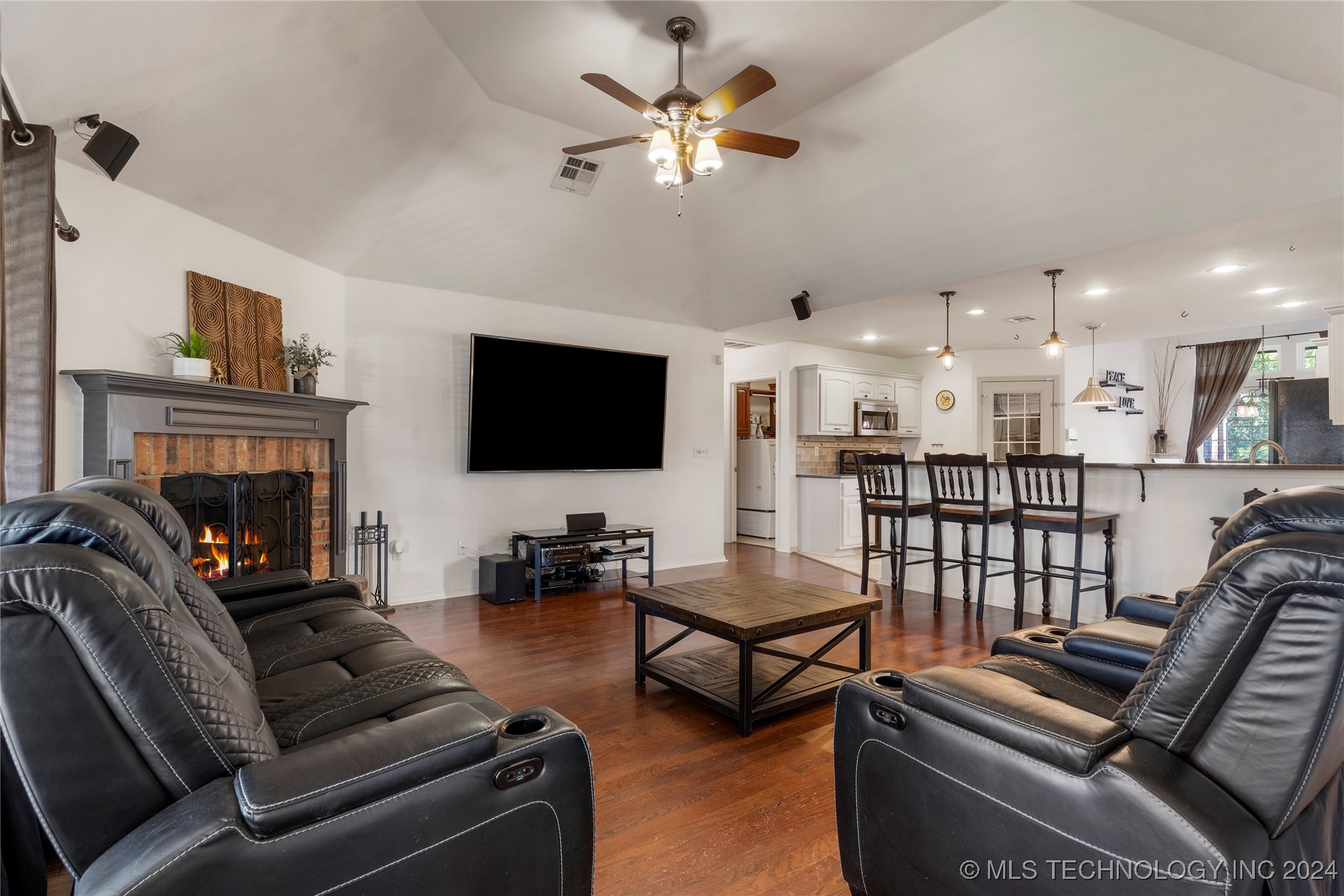 5032 S 197th East Avenue