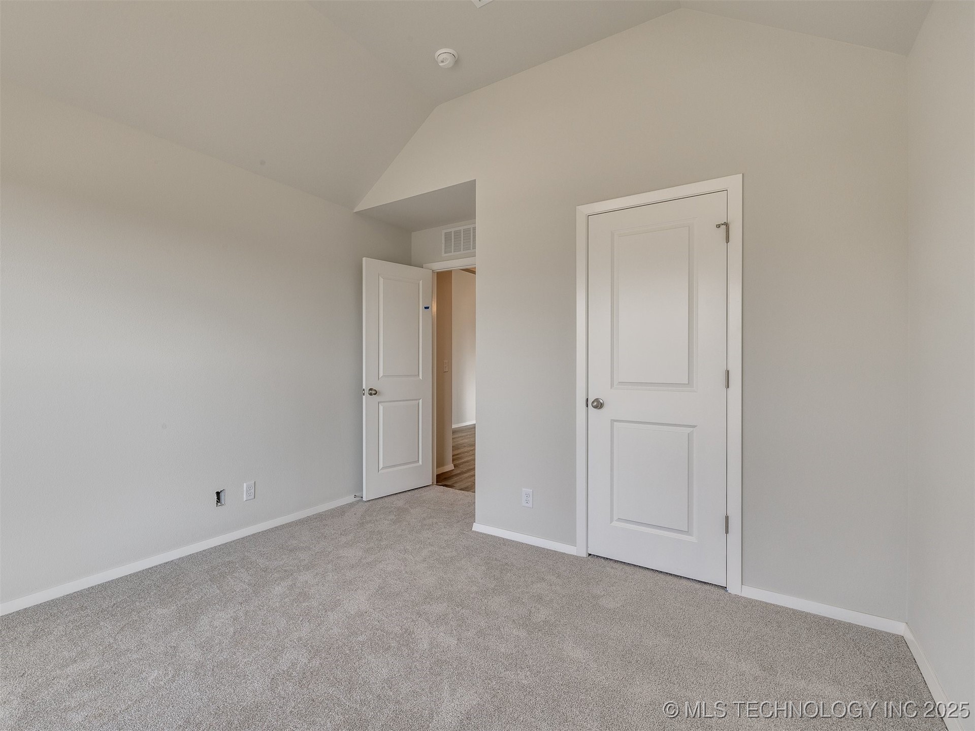 7309 E 90th Place North