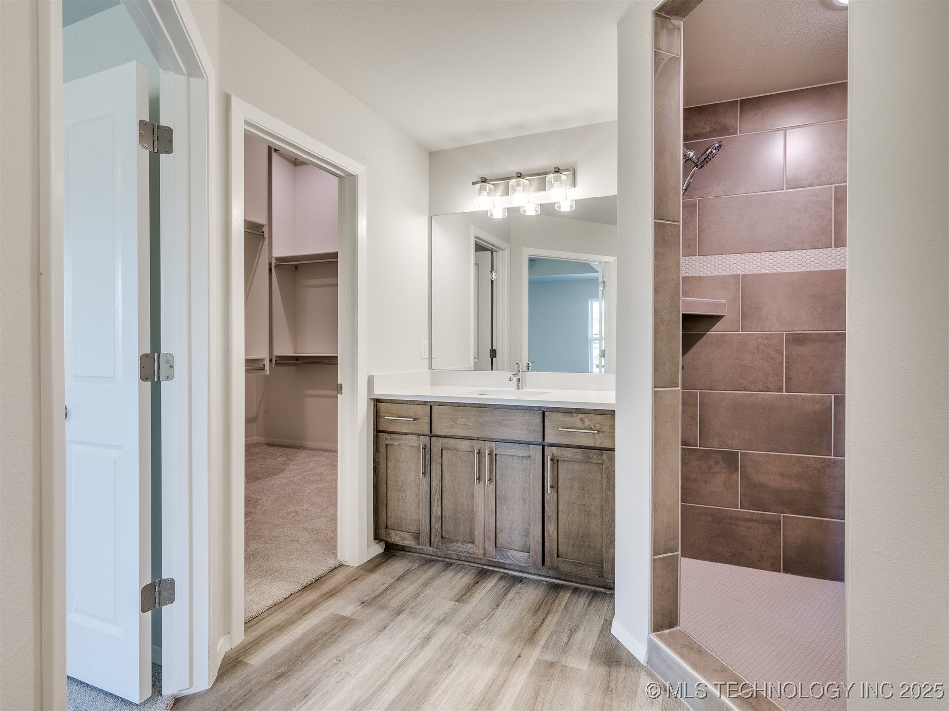 7309 E 90th Place North