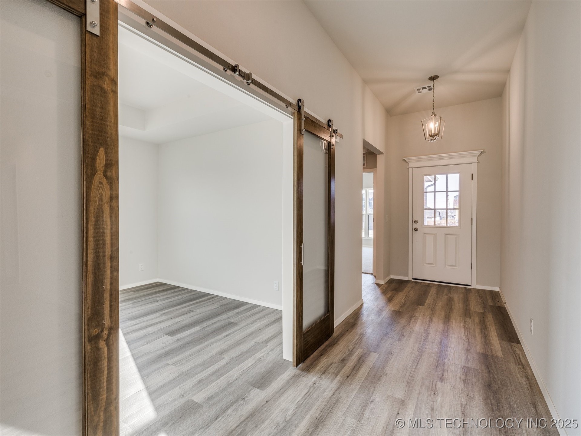 7309 E 90th Place North