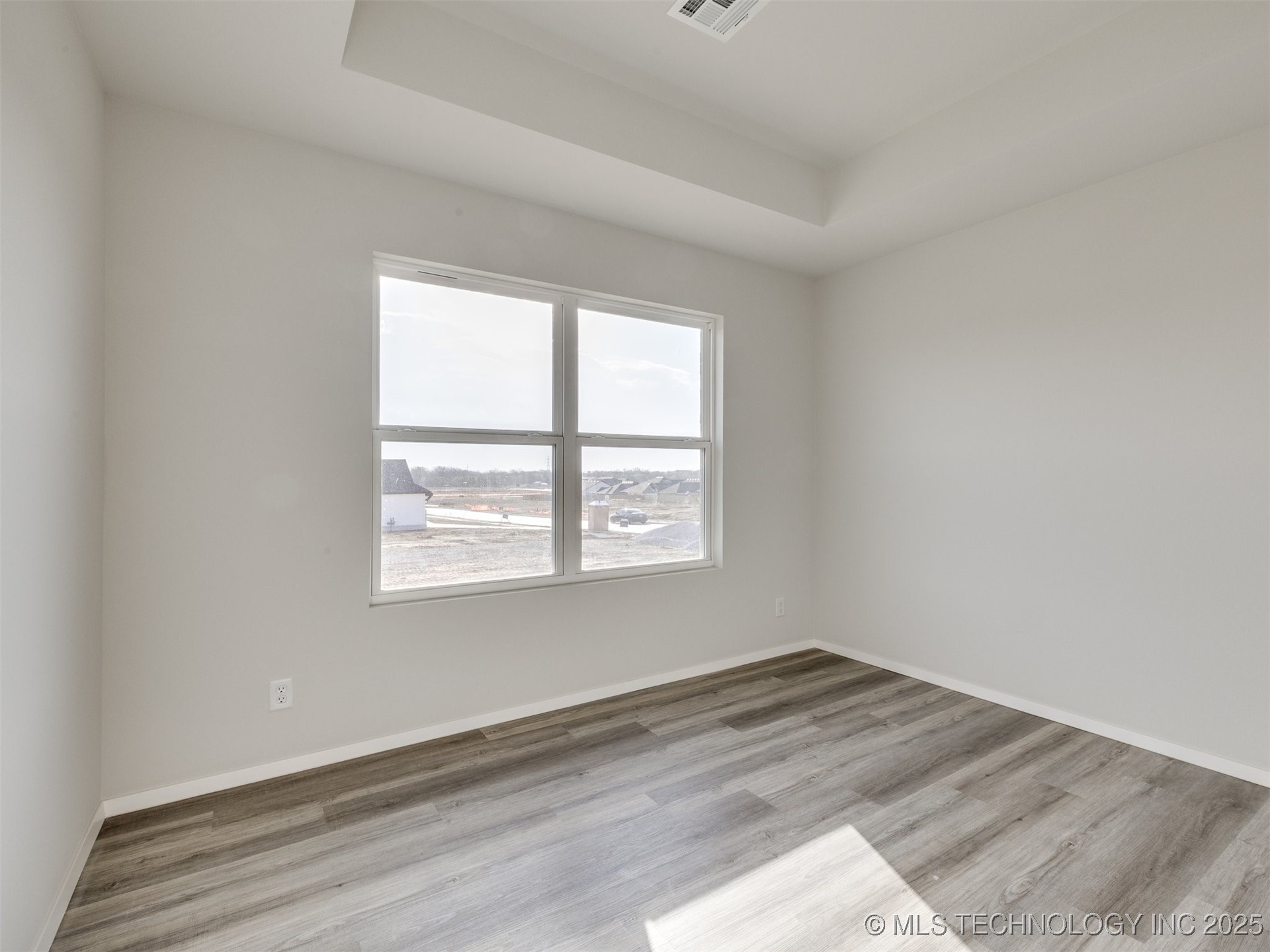 7309 E 90th Place North