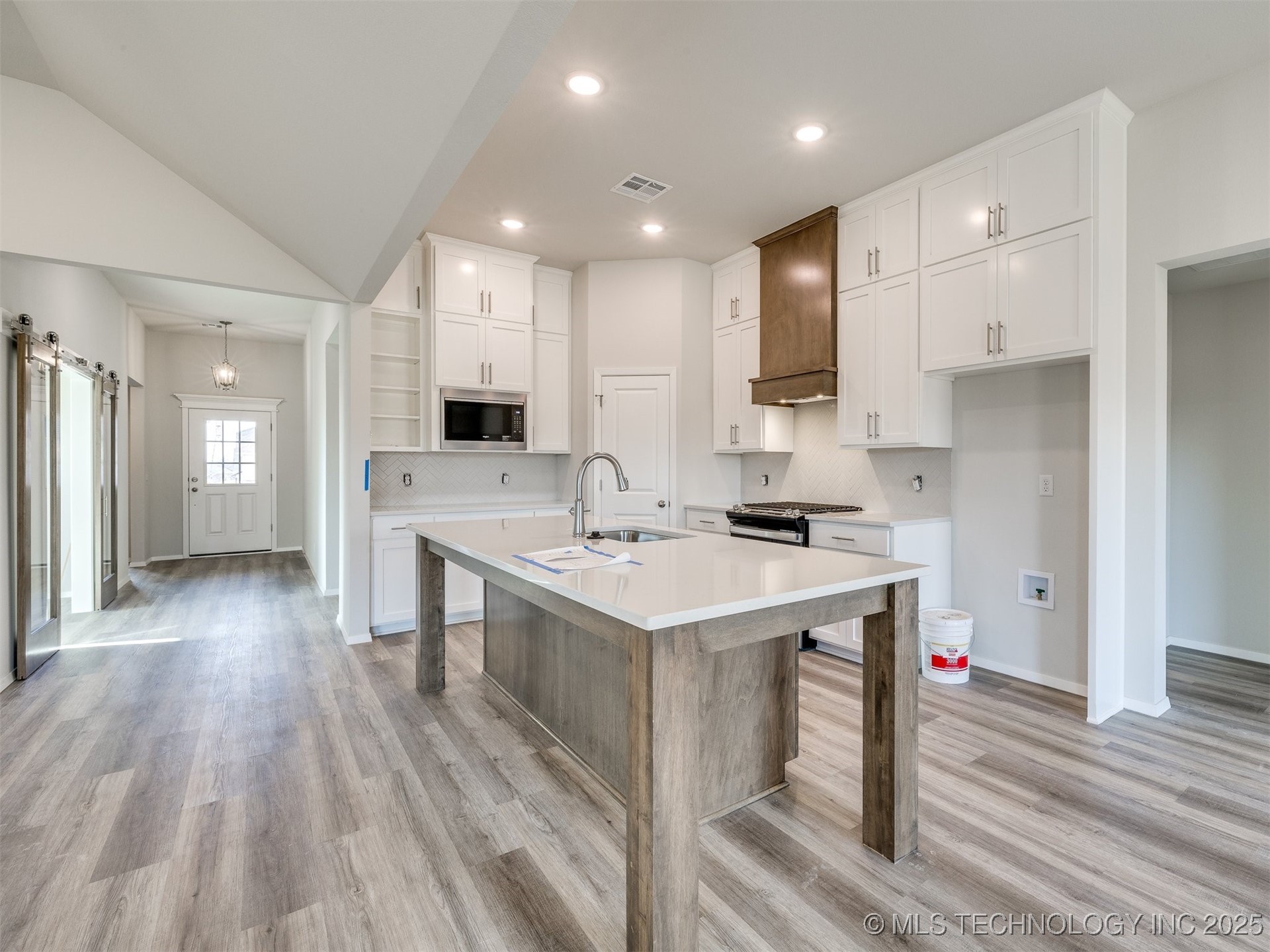 7309 E 90th Place North