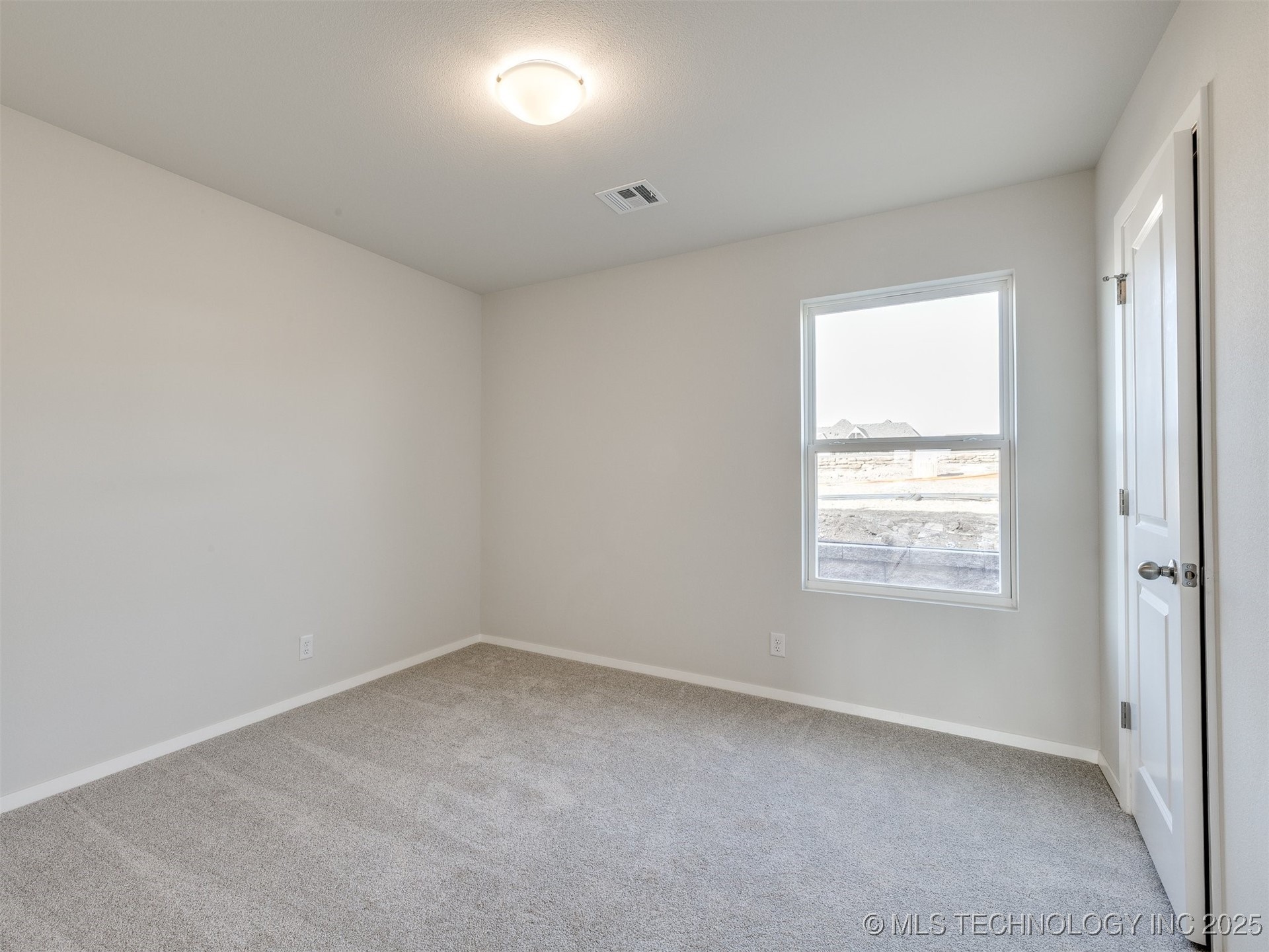 7309 E 90th Place North