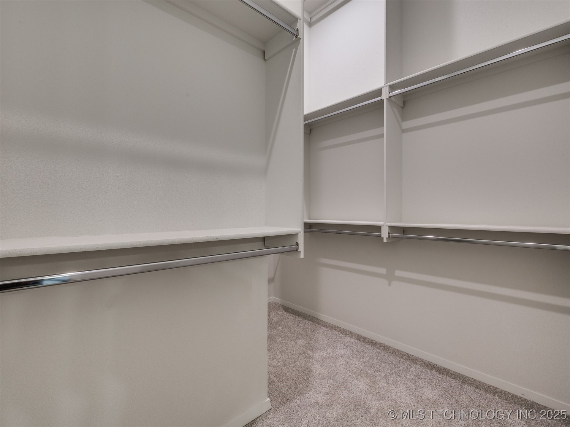 7309 E 90th Place North