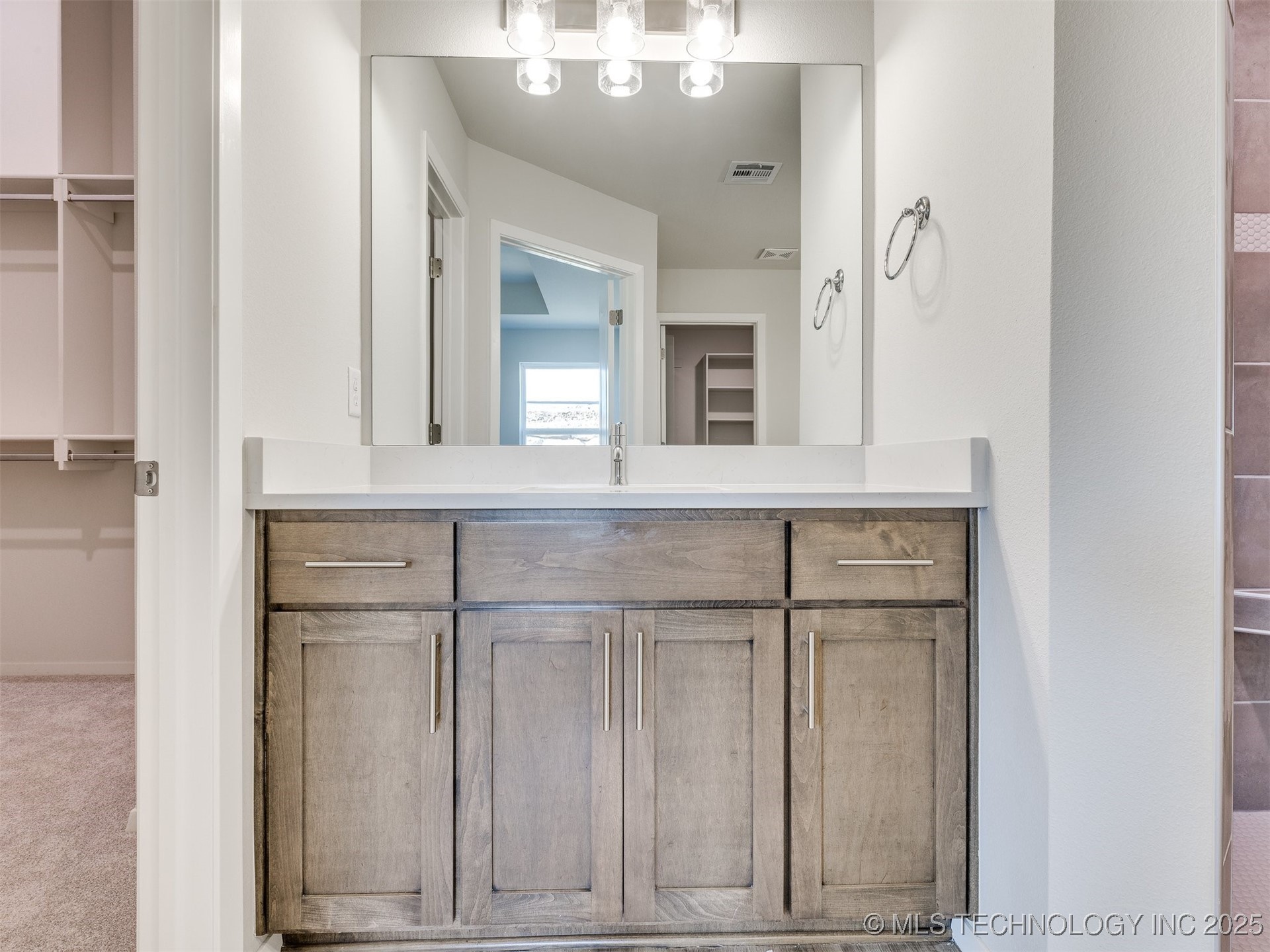 7309 E 90th Place North